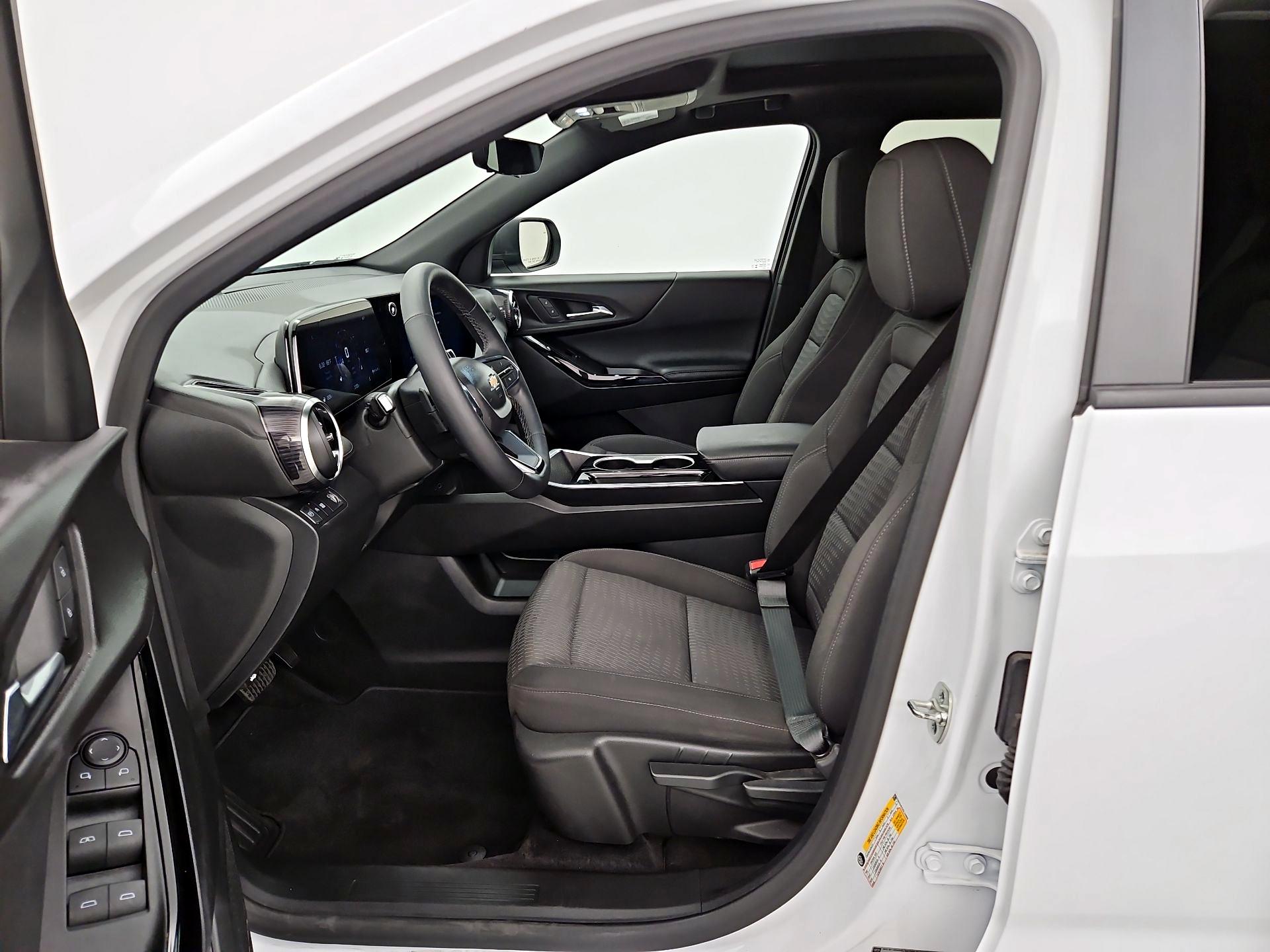 Thumbnail: 2025 Chevrolet Equinox - 11