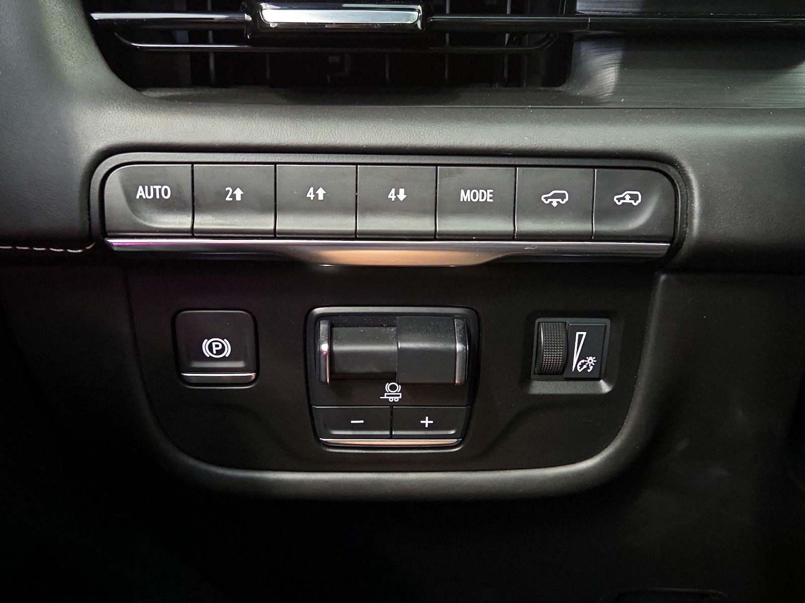 2024 Cadillac Escalade Sport Platinum - Photo 14