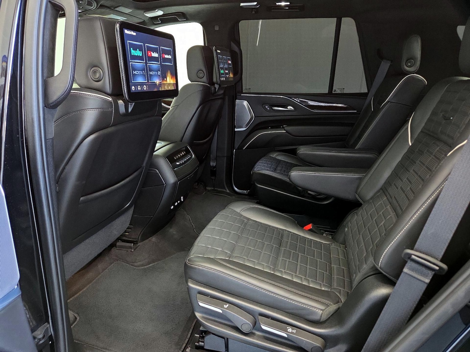 2024 Cadillac Escalade Sport Platinum - Photo 22