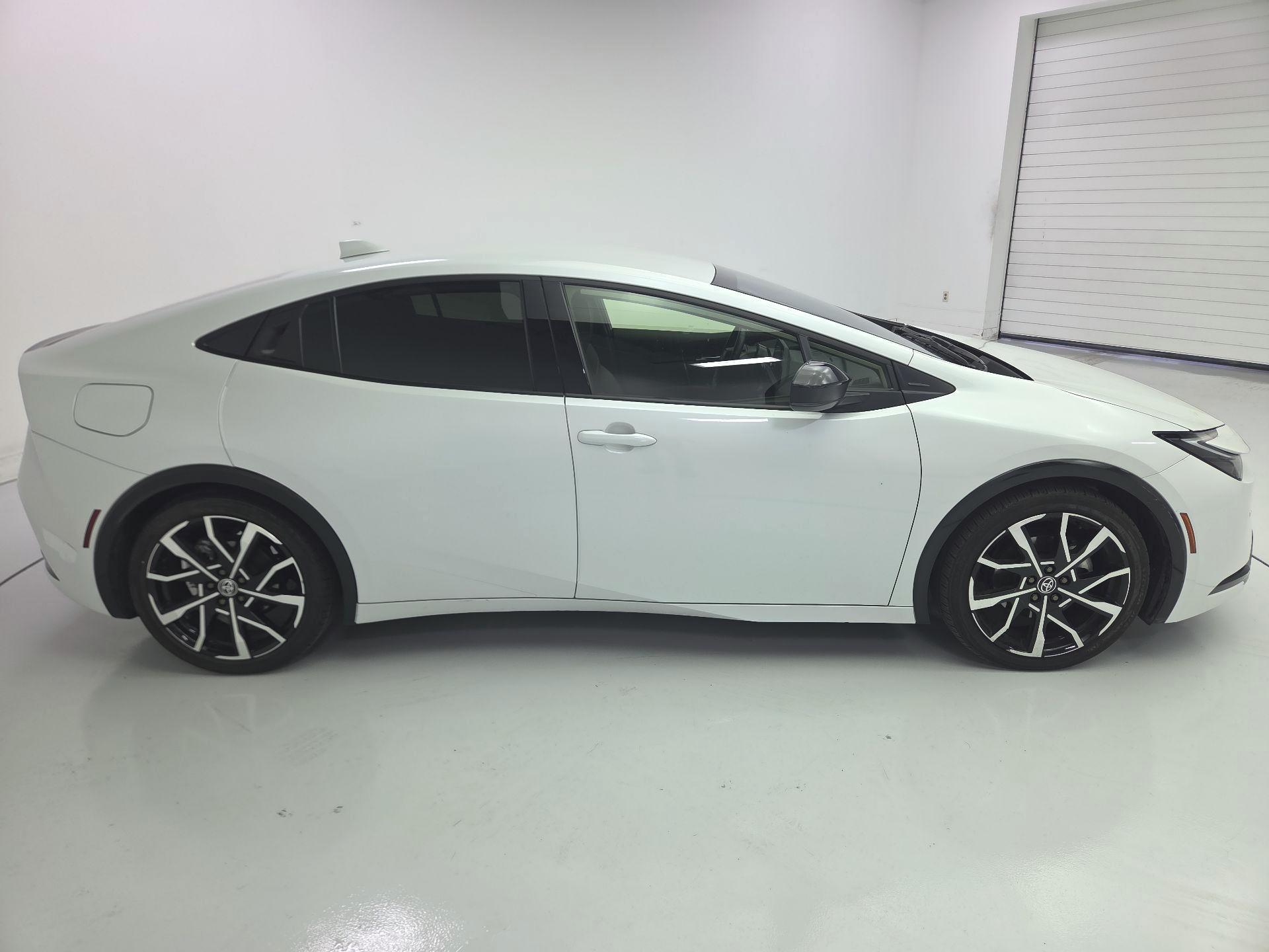 Thumbnail: 2024 Toyota Prius Prime - 4
