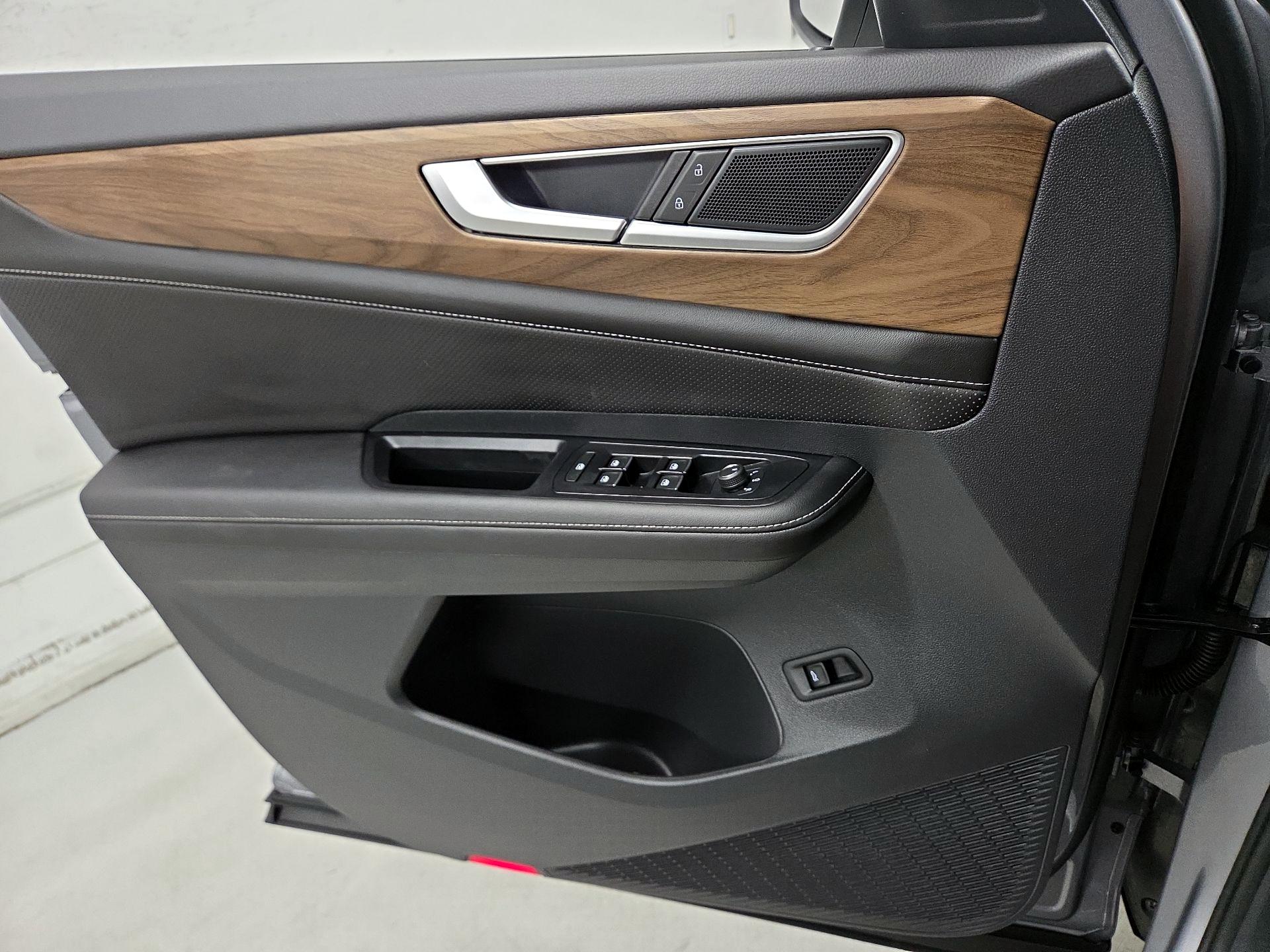 Thumbnail: 2026 Volkswagen Atlas - 12