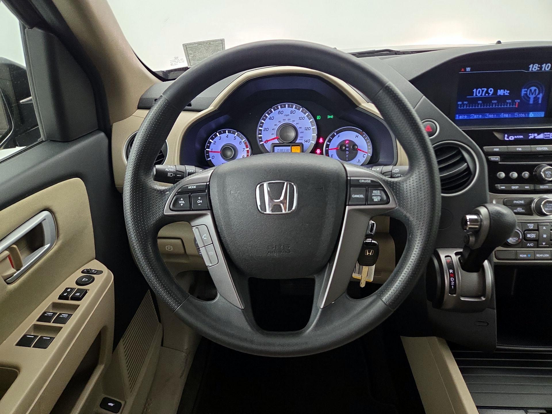Thumbnail: 2014 Honda Pilot - 10