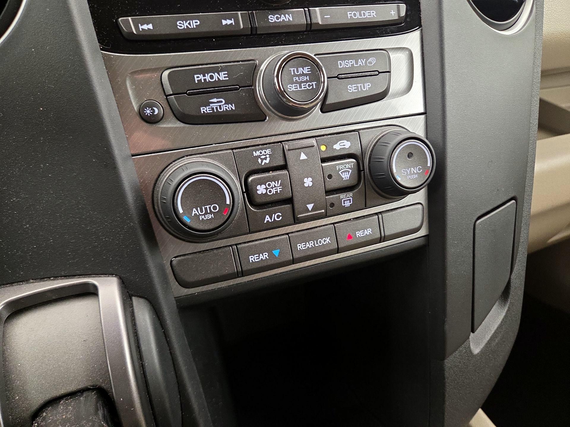 Thumbnail: 2014 Honda Pilot - 16