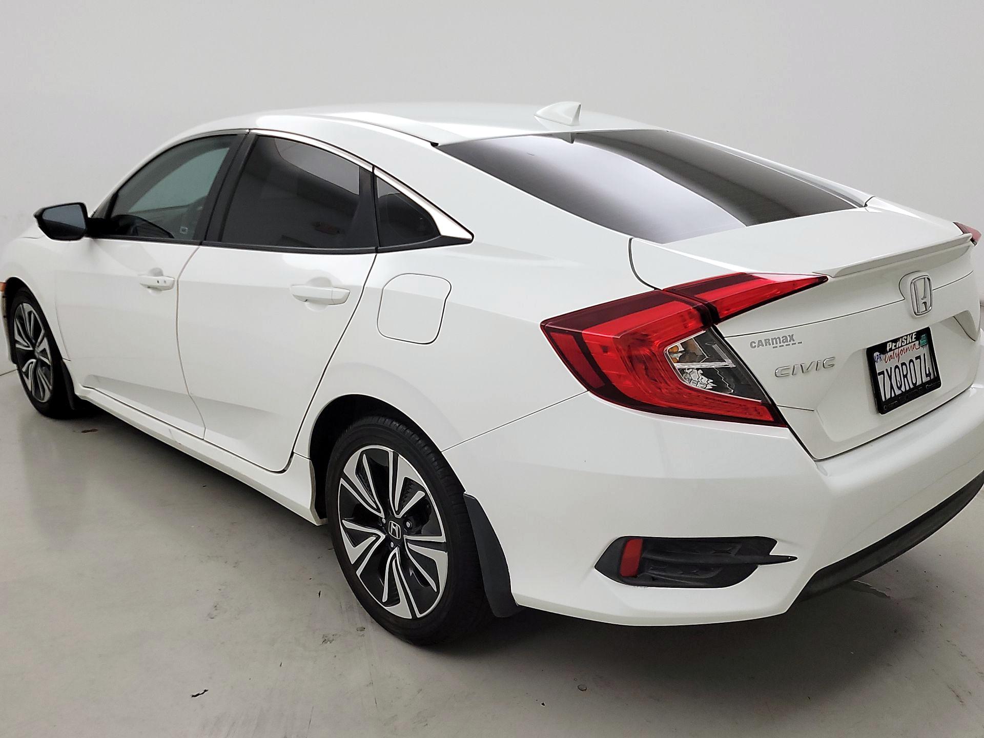 Thumbnail: 2017 Honda Civic - 7