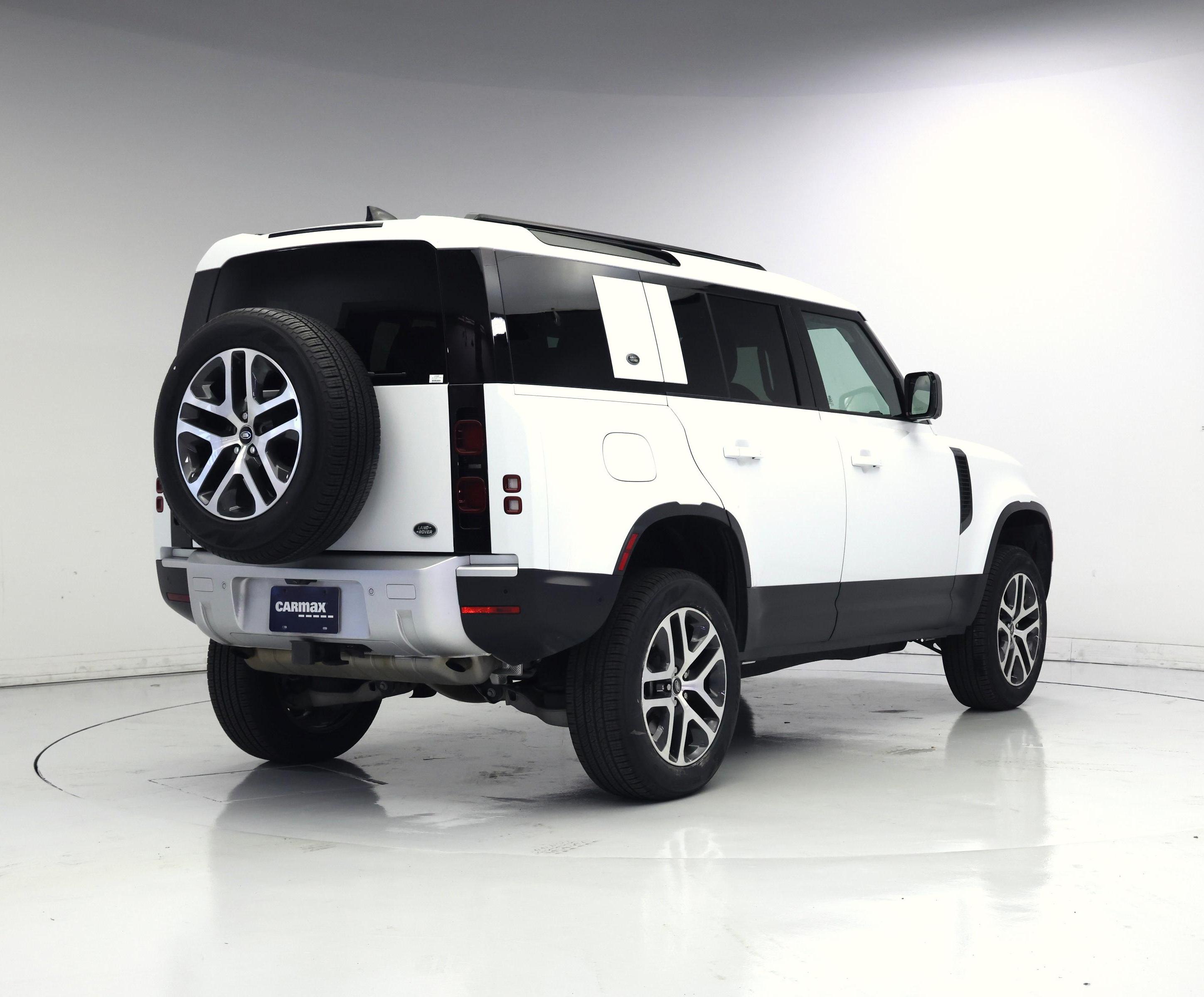 Thumbnail: 2023 Land Rover Defender - 8