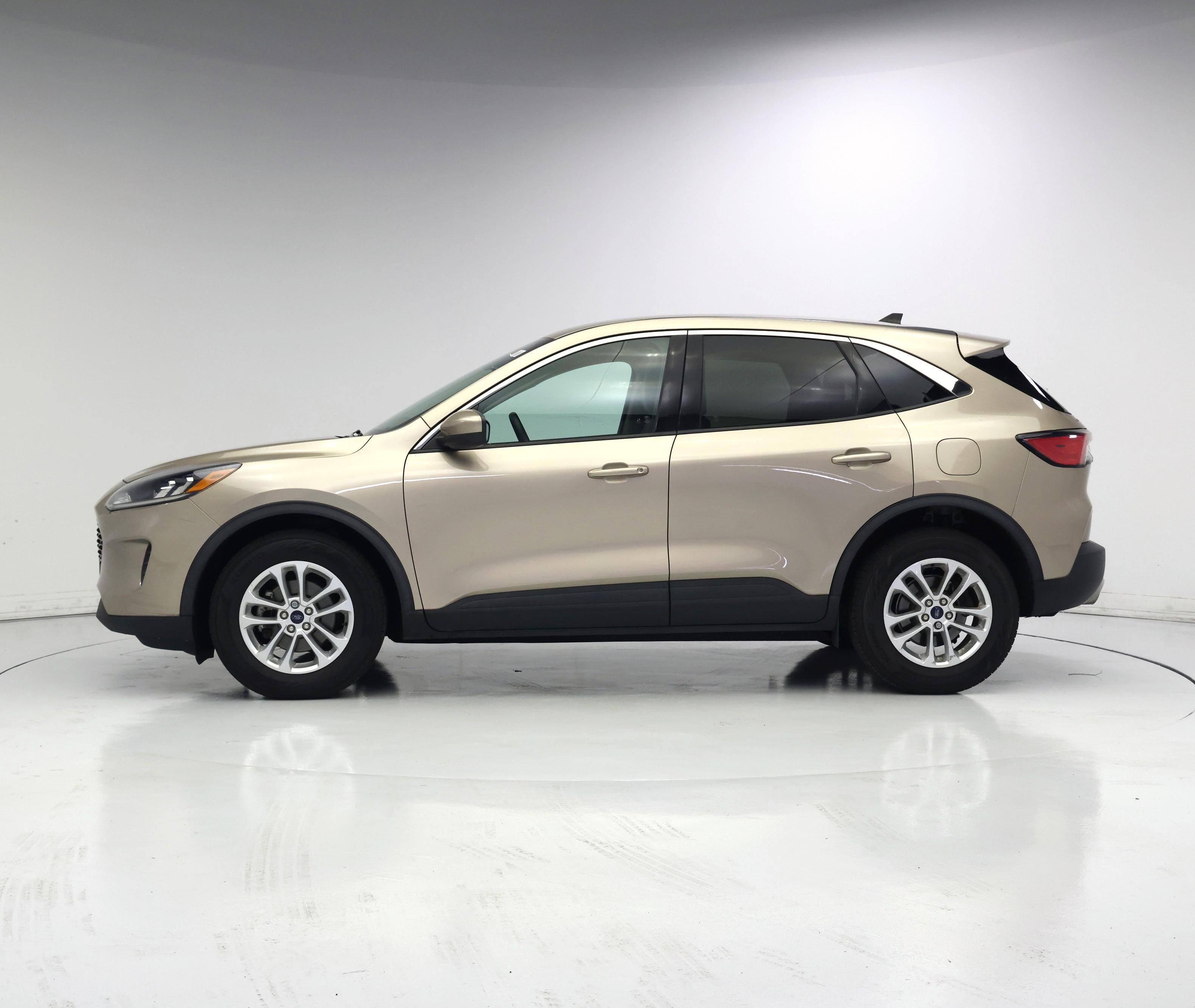 Thumbnail: 2020 Ford Escape - 3