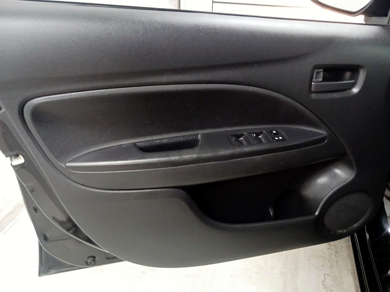2017 Mitsubishi Mirage G4 ES - Photo 11