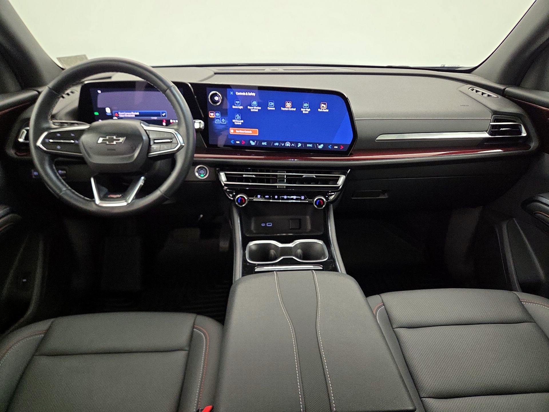 Thumbnail: 2025 Chevrolet Traverse - 9
