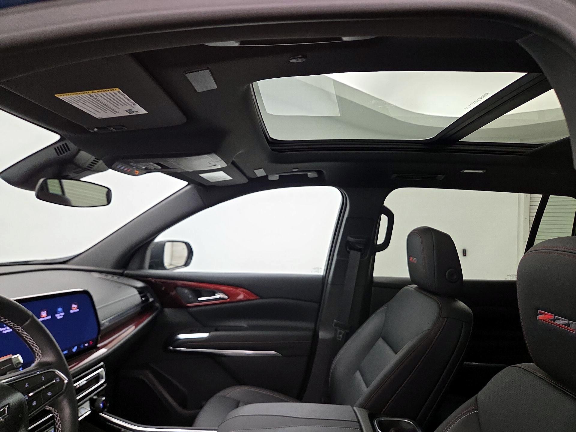 Thumbnail: 2025 Chevrolet Traverse - 19