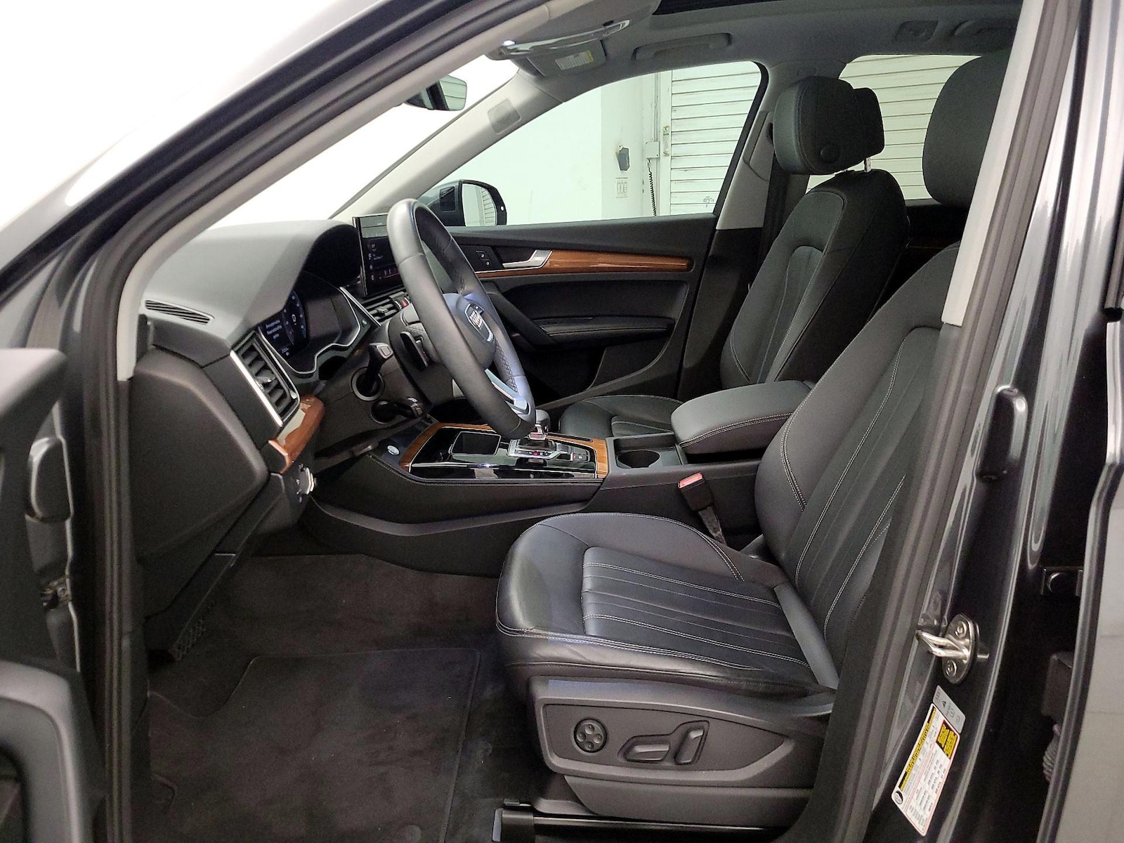 2023 Audi Q5 Premium Plus - Photo 10