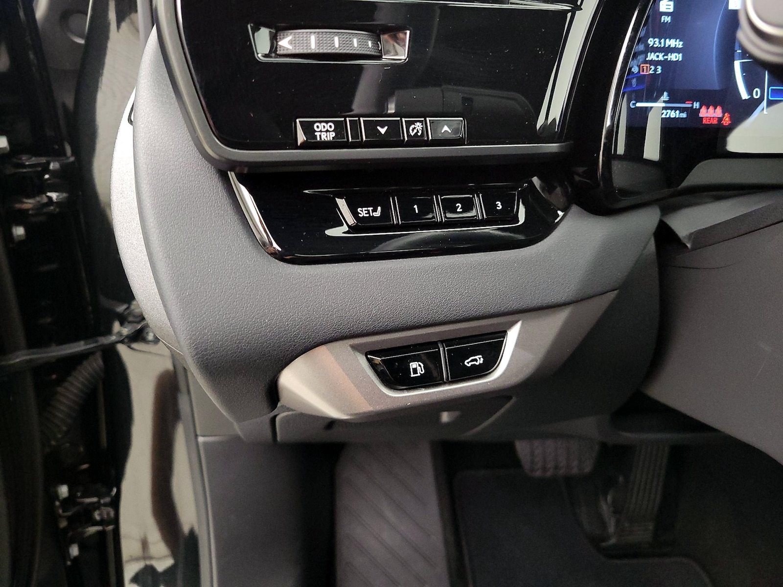 2025 Lexus RX 350 - Photo 12