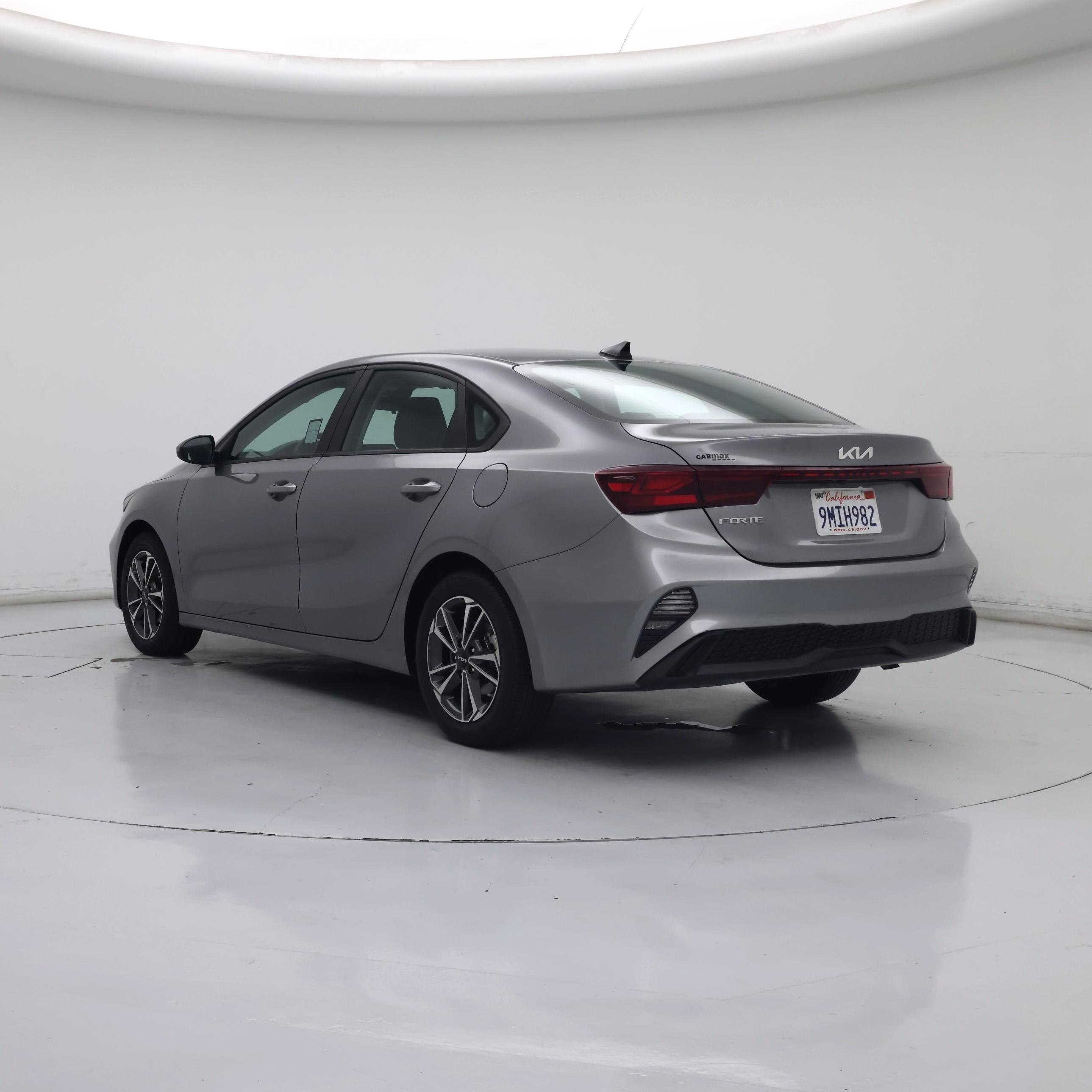 Thumbnail: 2024 Kia Forte - 2