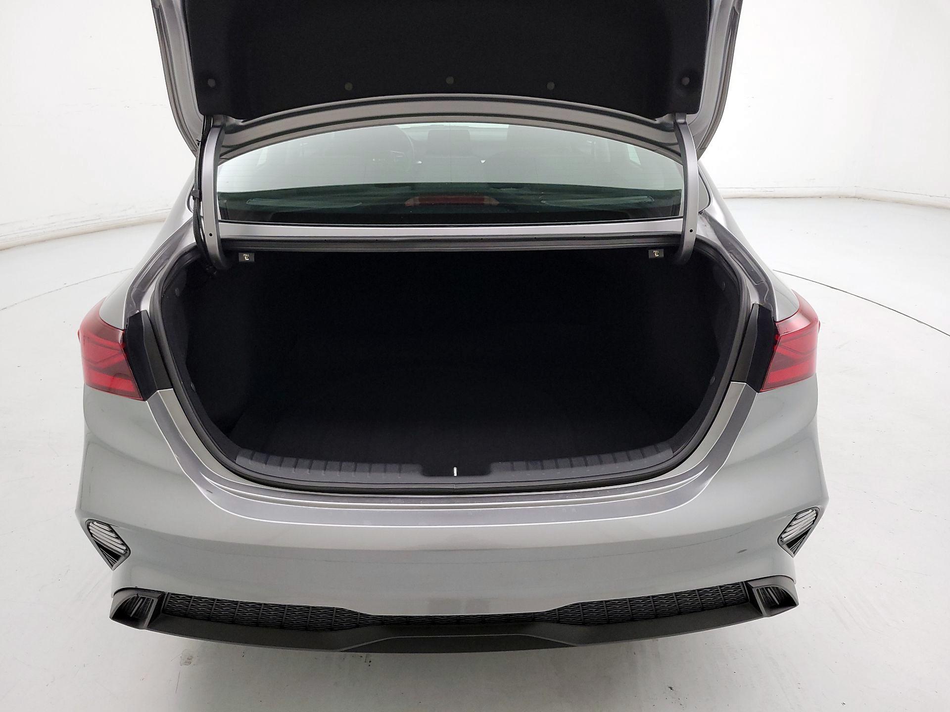 Thumbnail: 2024 Kia Forte - 20