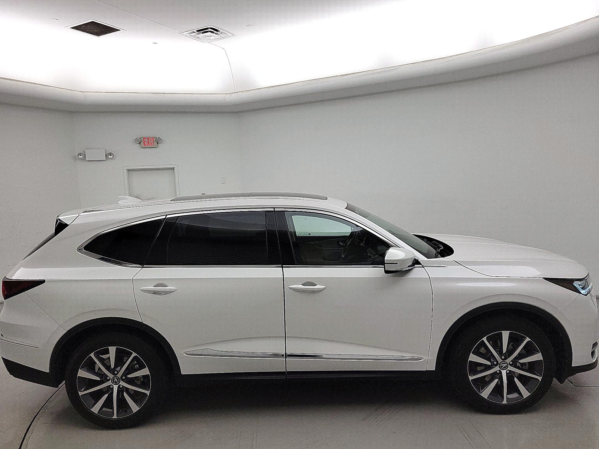 Thumbnail: 2025 Acura MDX - 4