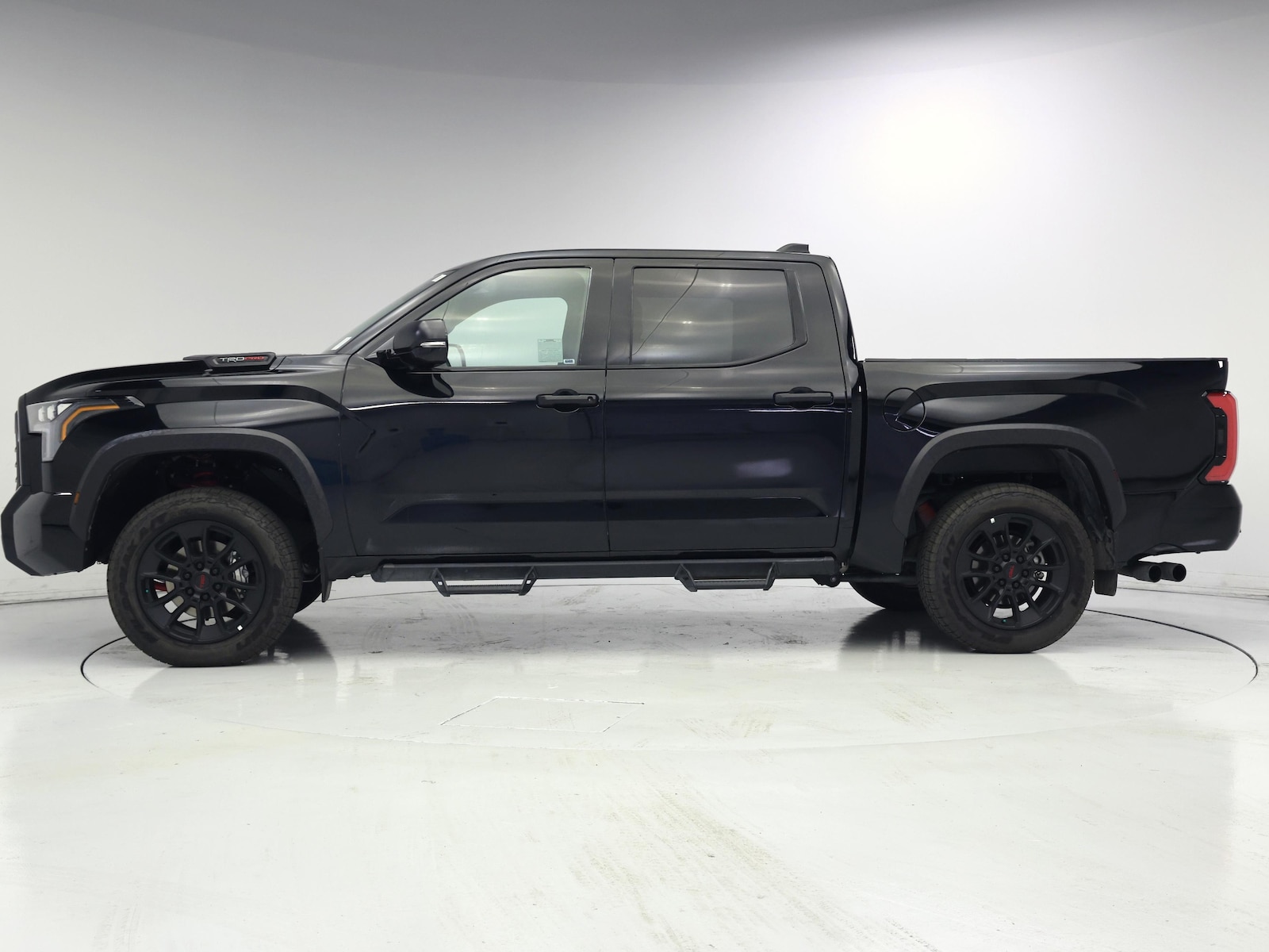 2025 Toyota Tundra TRD Pro - Photo 4