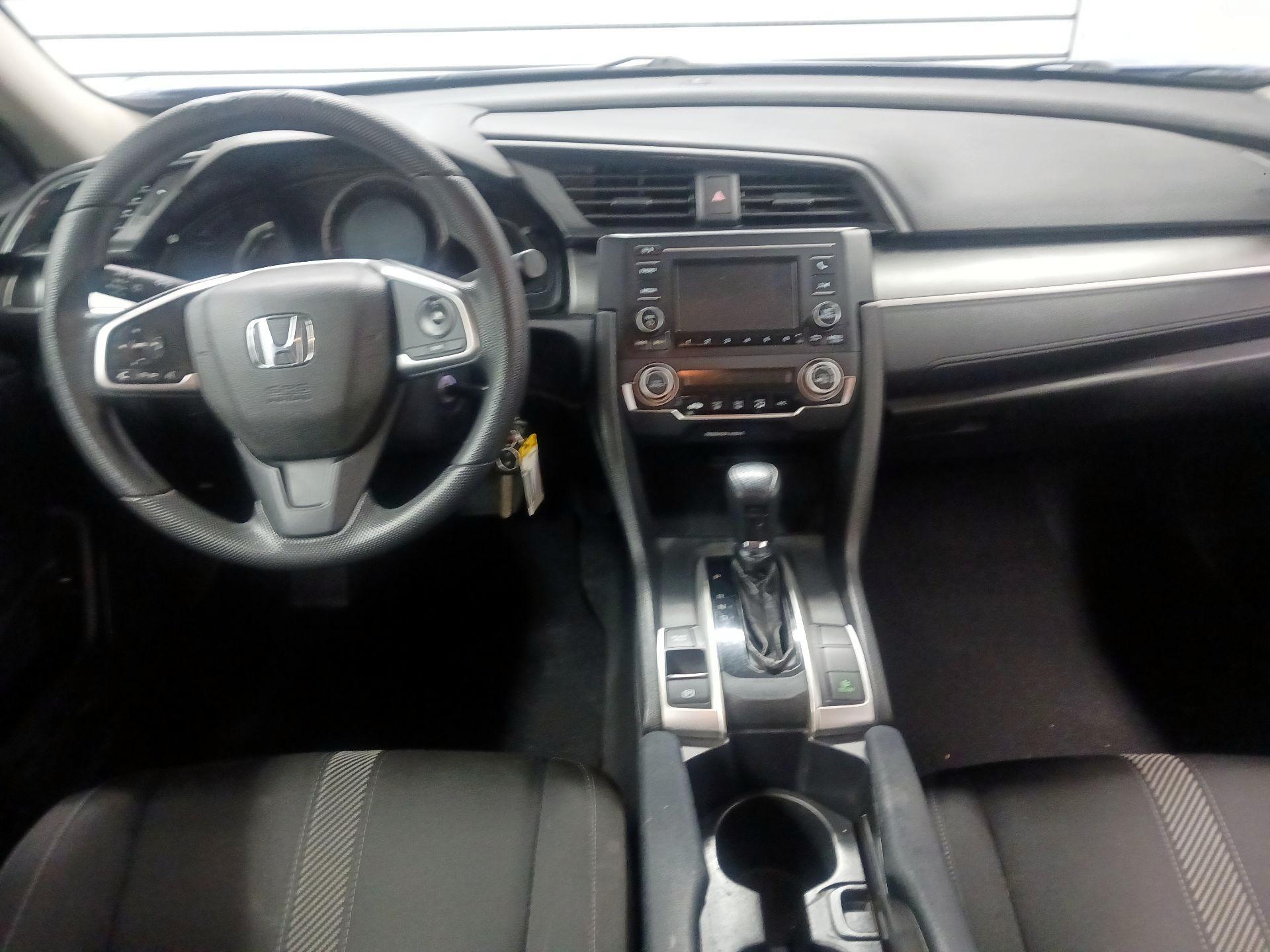 Thumbnail: 2016 Honda Civic - 8