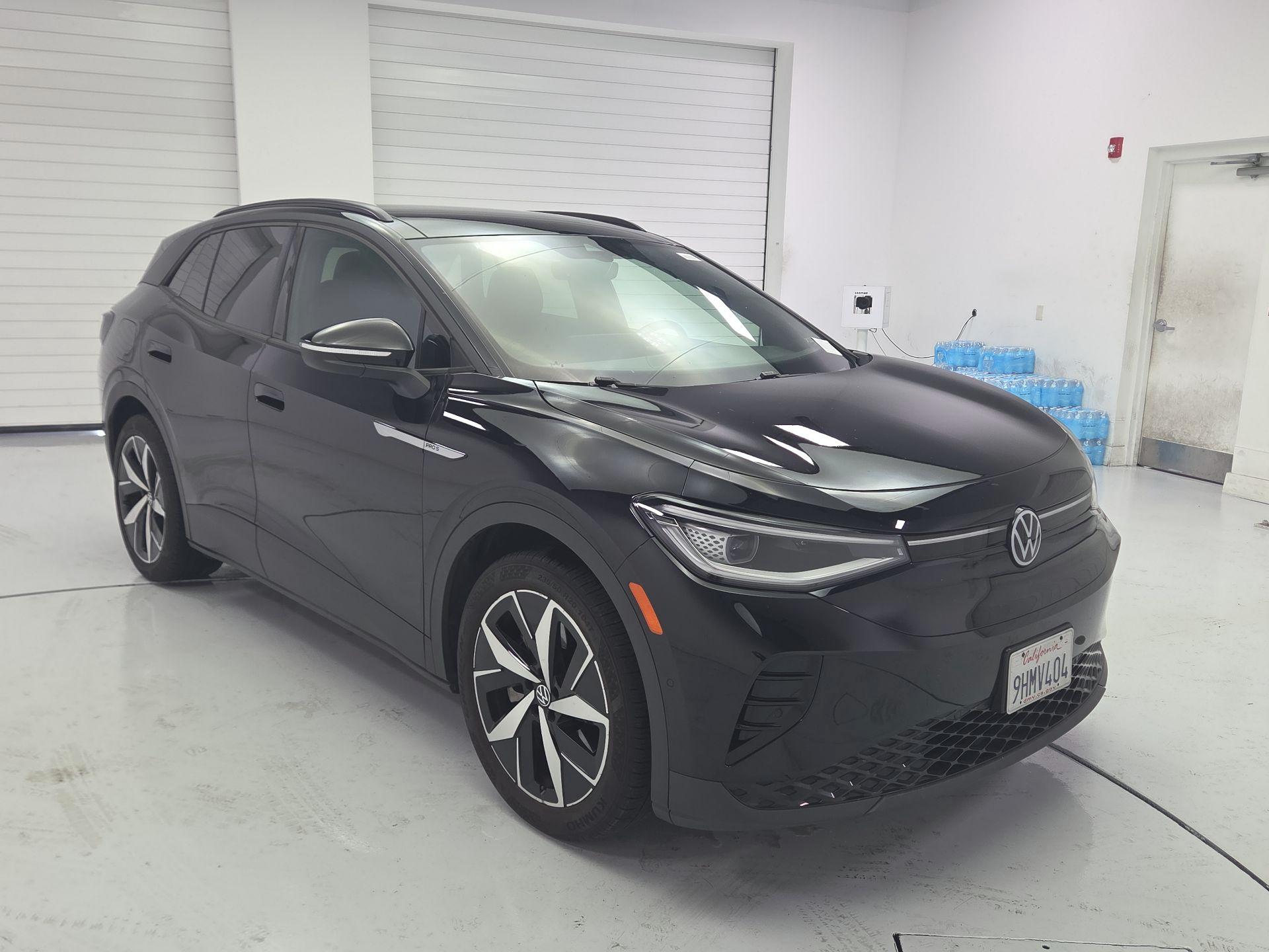 Thumbnail: 2023 Volkswagen ID.4 - 1