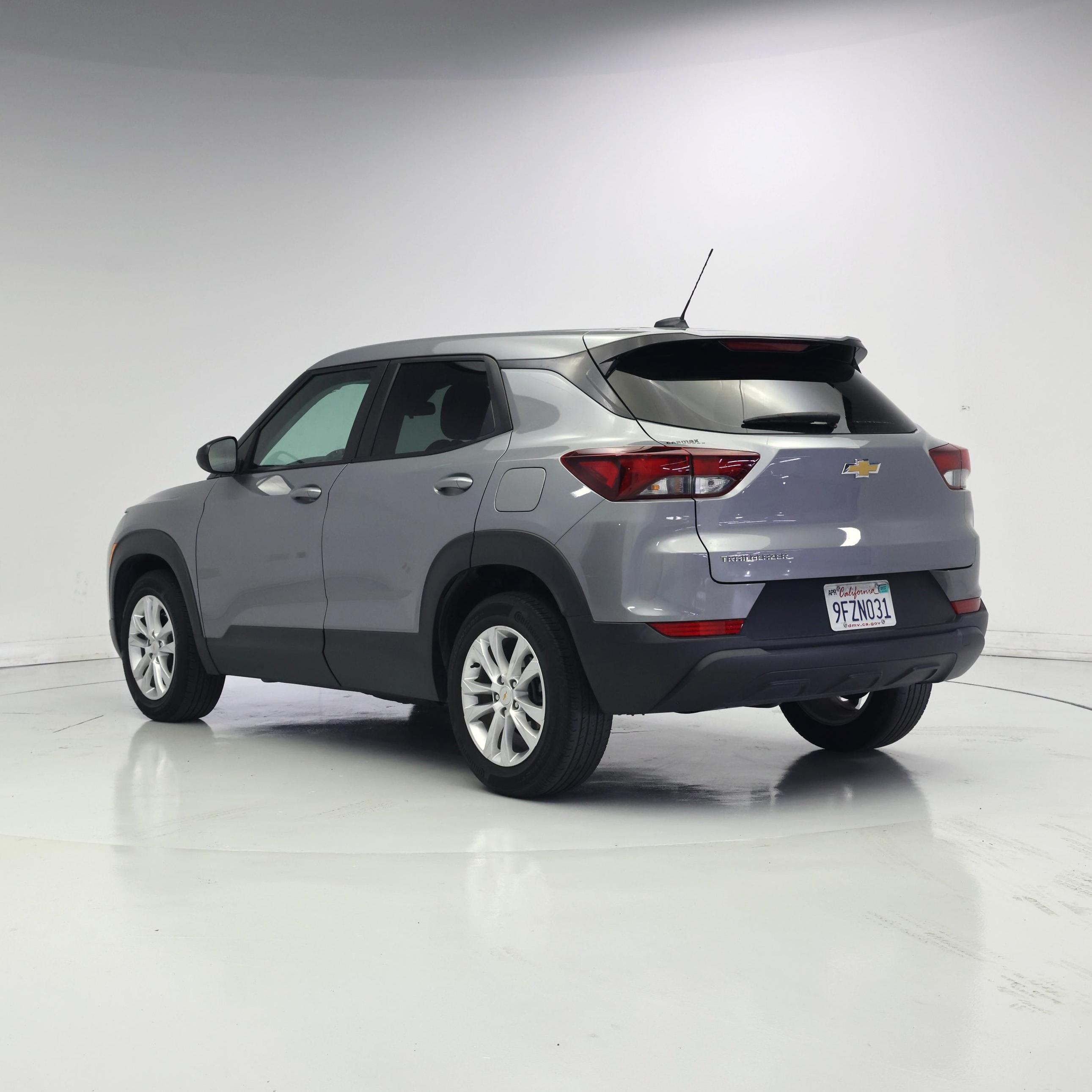 Thumbnail: 2023 Chevrolet TrailBlazer - 2