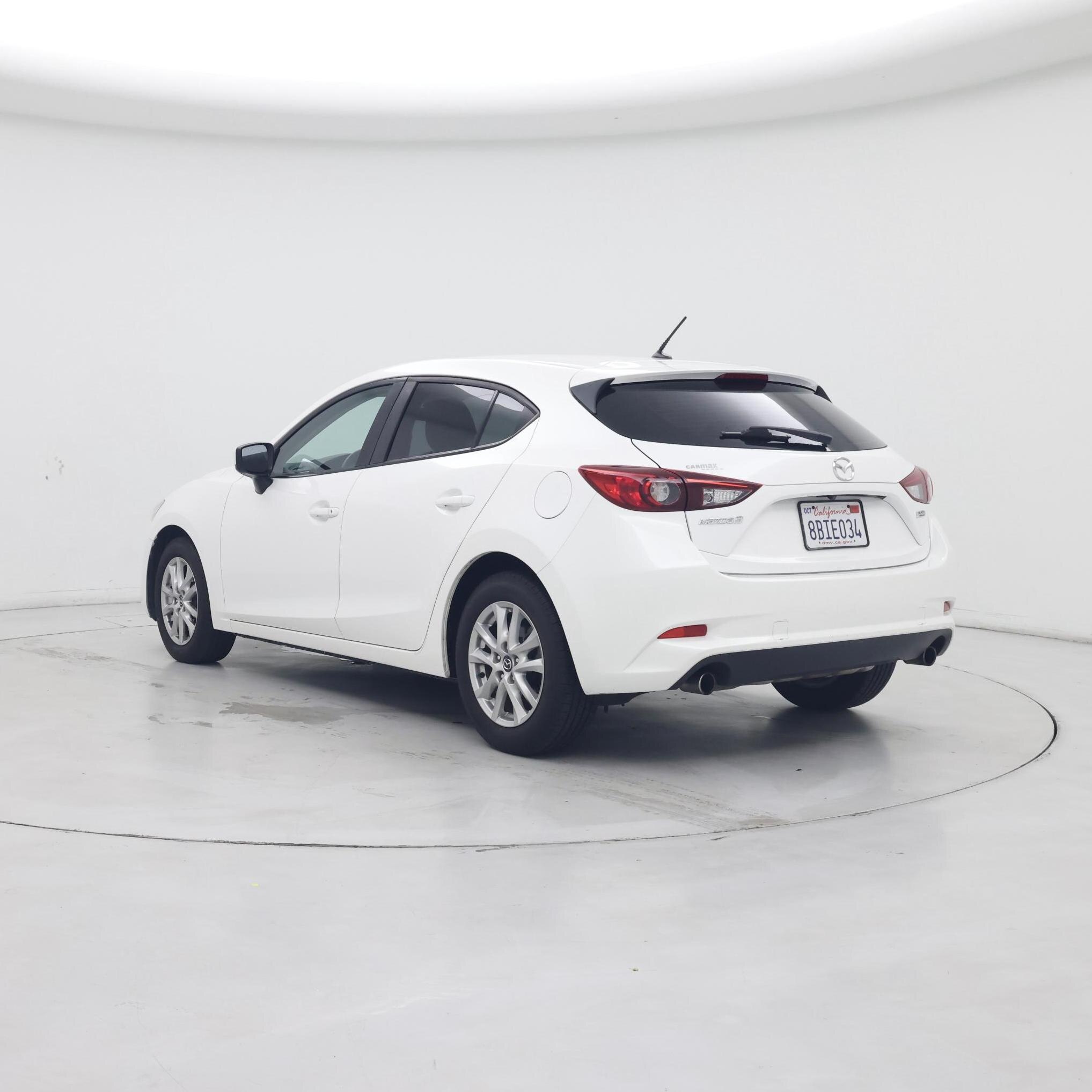 Thumbnail: 2017 Mazda Mazda3 - 2