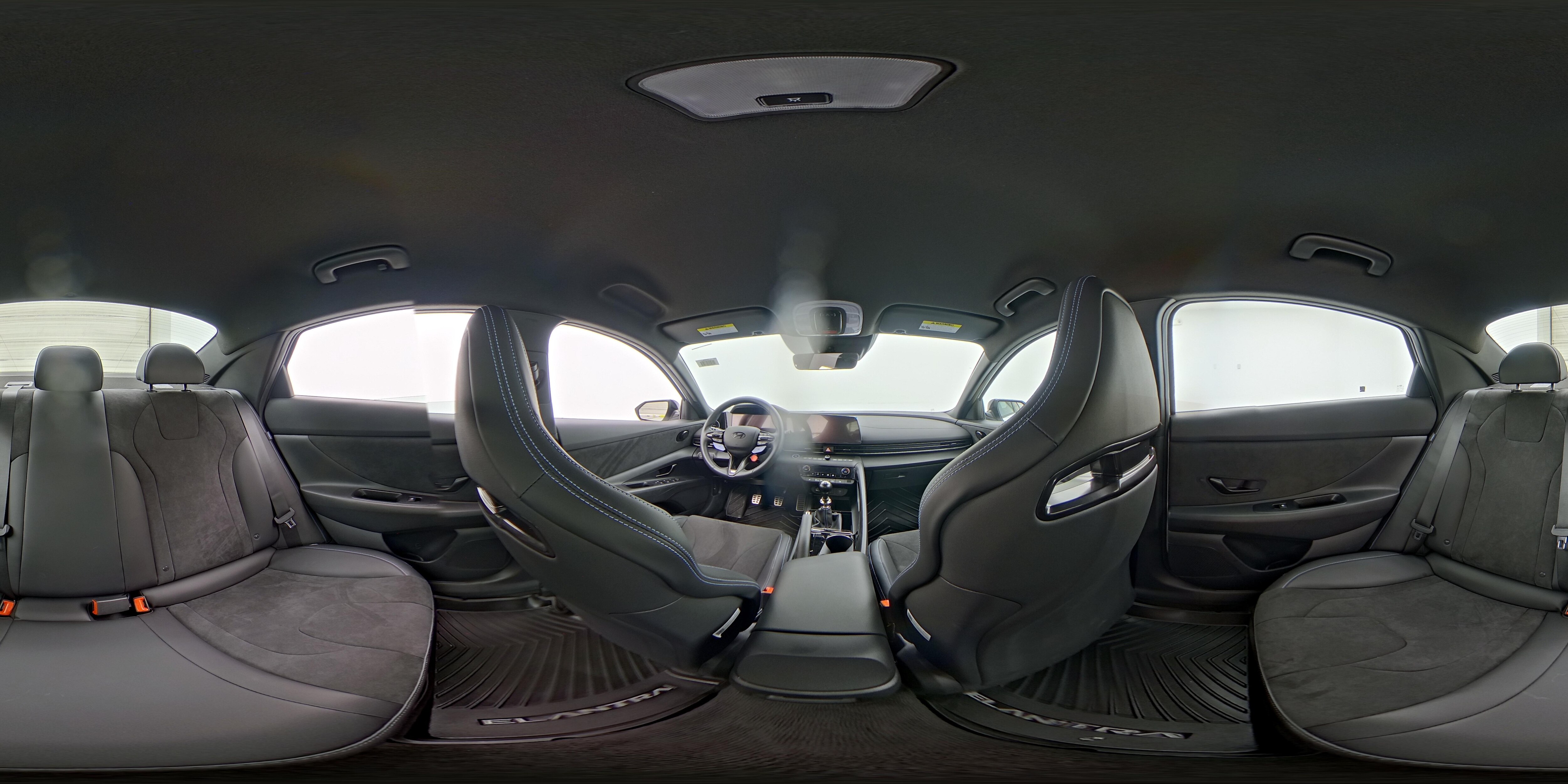 2025 Hyundai Elantra N - Photo 27
