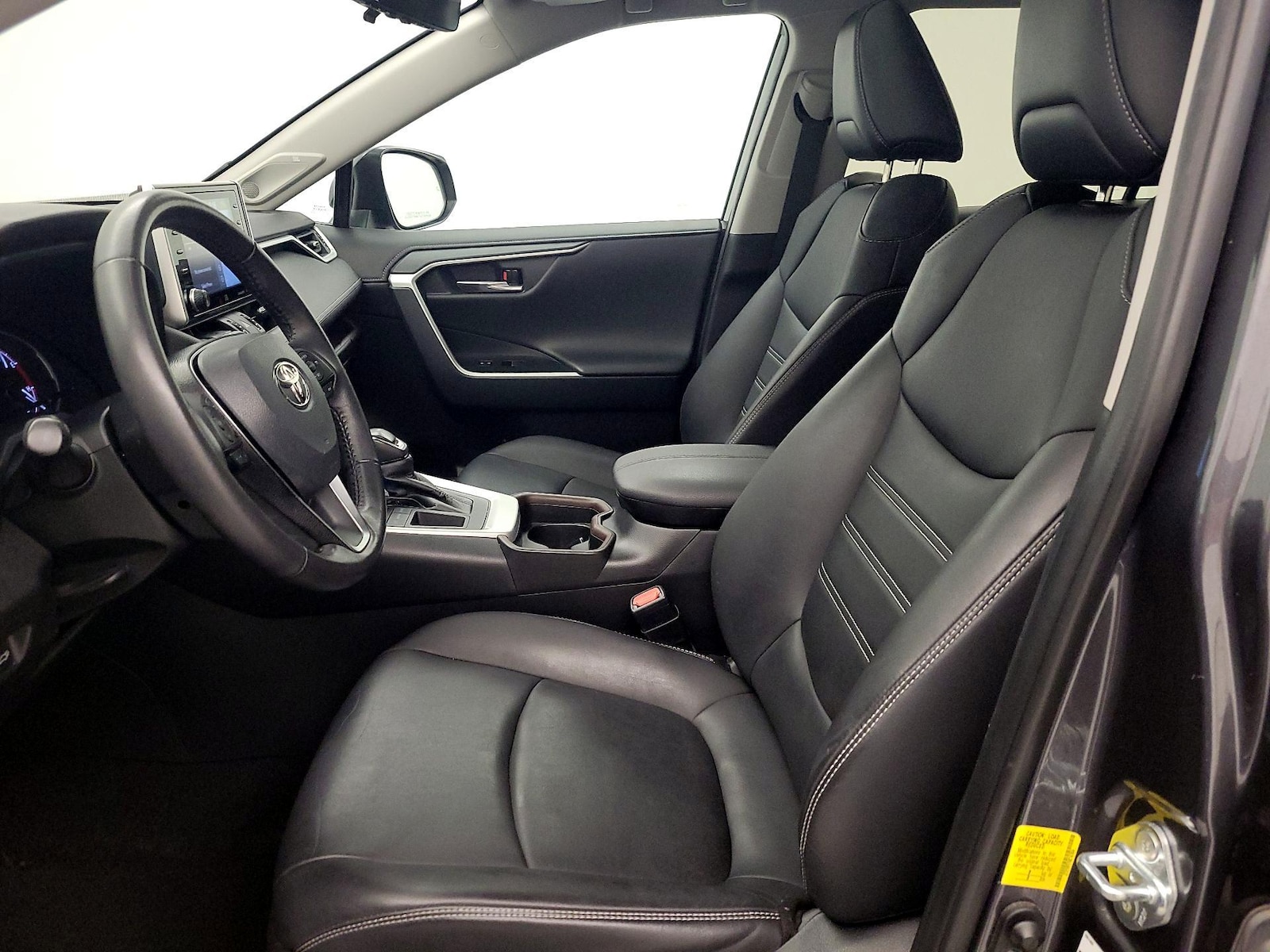 2021 Toyota RAV4 Limited - Photo 12