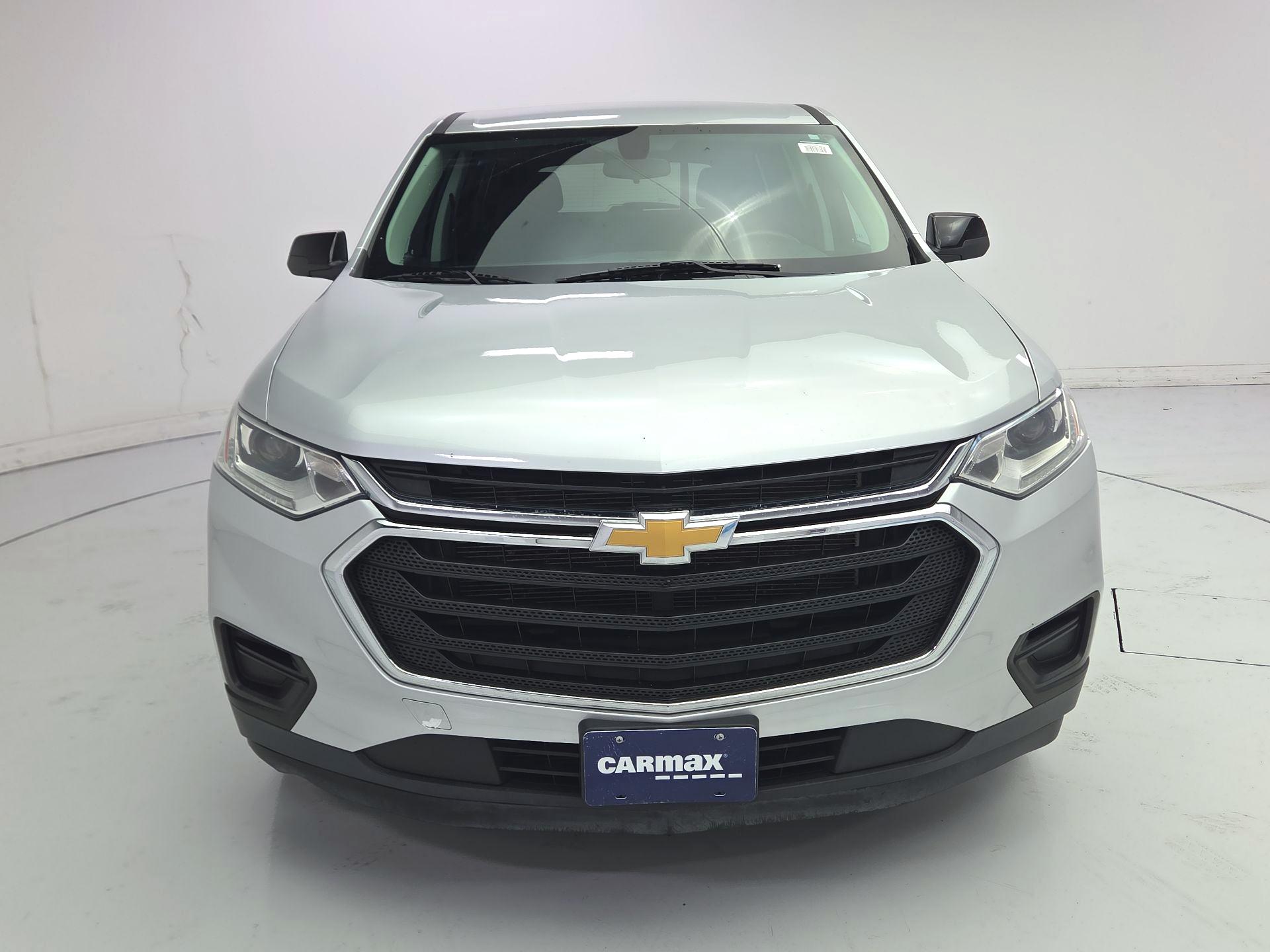 Thumbnail: 2021 Chevrolet Traverse - 2