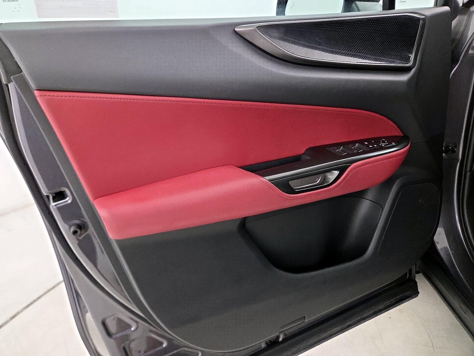 2023 Lexus NX 250 - Photo 13
