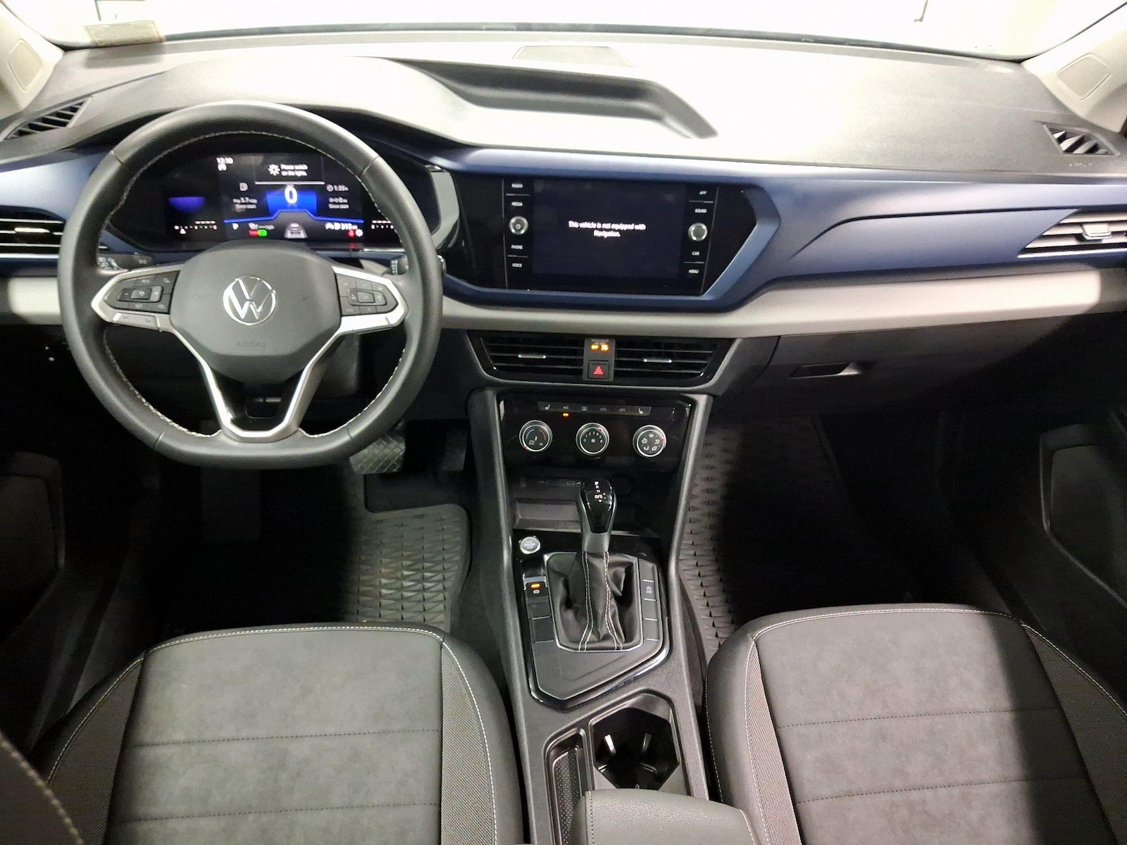 2023 Volkswagen Taos SE - Photo 8