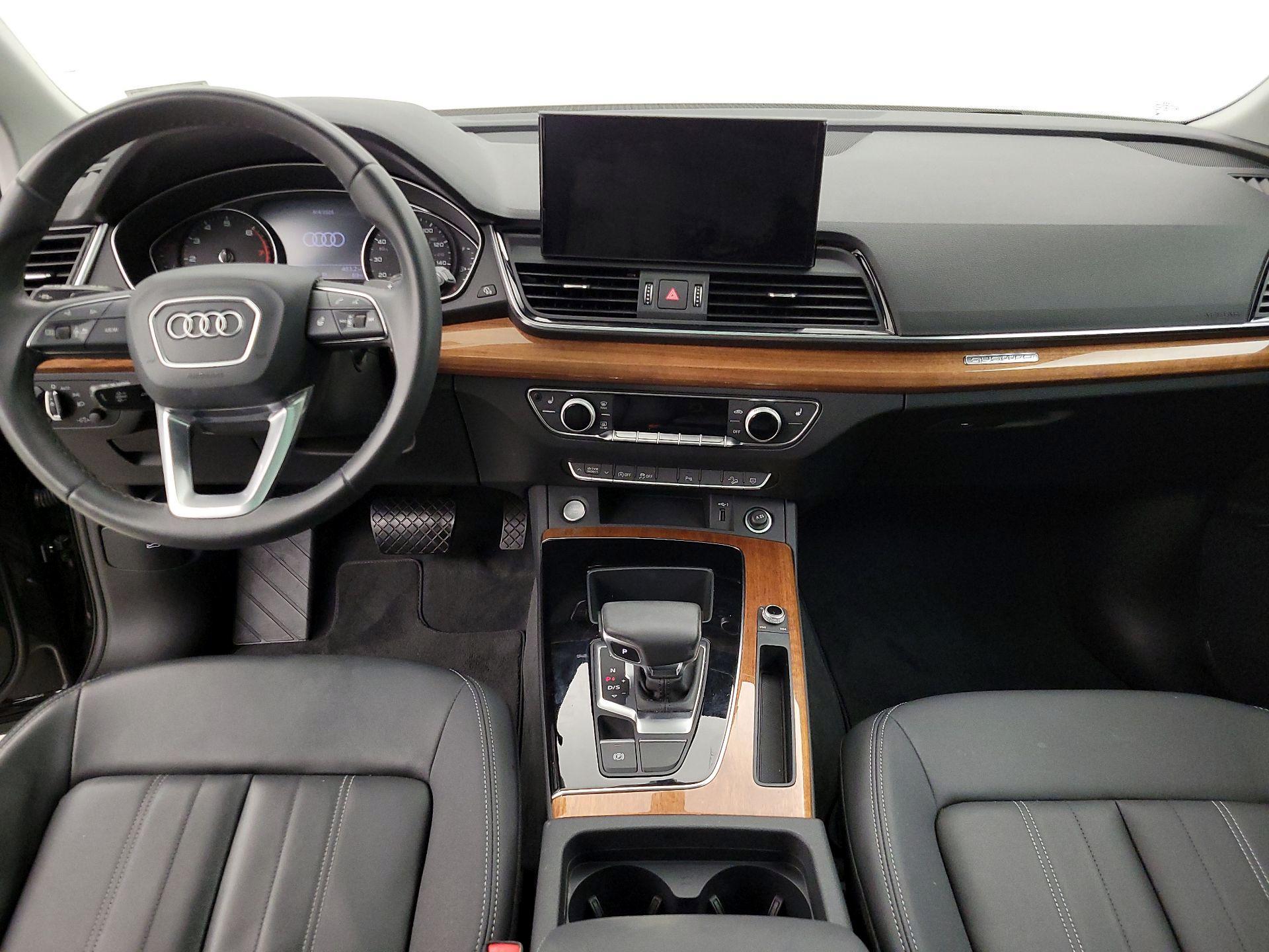 Thumbnail: 2023 Audi Q5 - 8