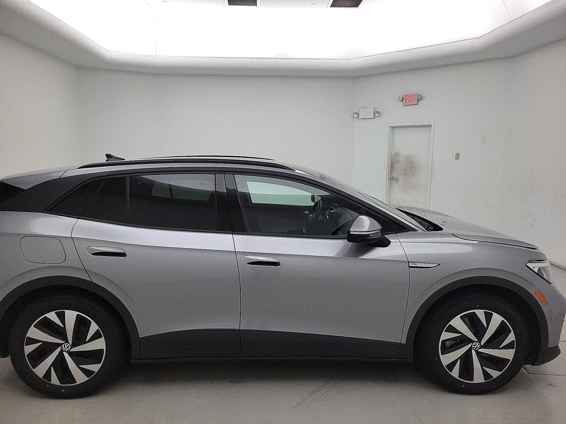 Thumbnail: 2023 Volkswagen ID.4 - 4