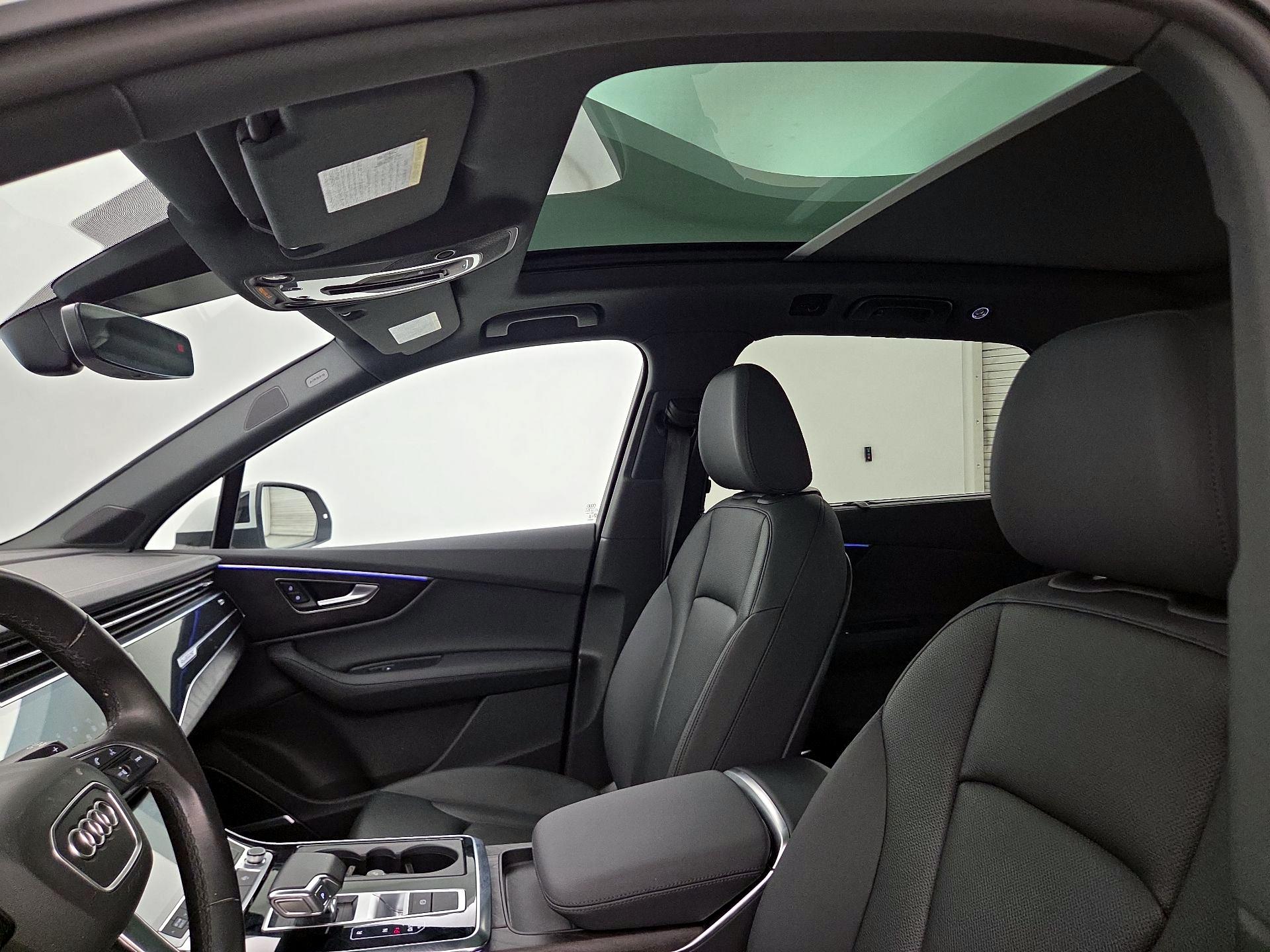 Thumbnail: 2023 Audi Q7 - 20