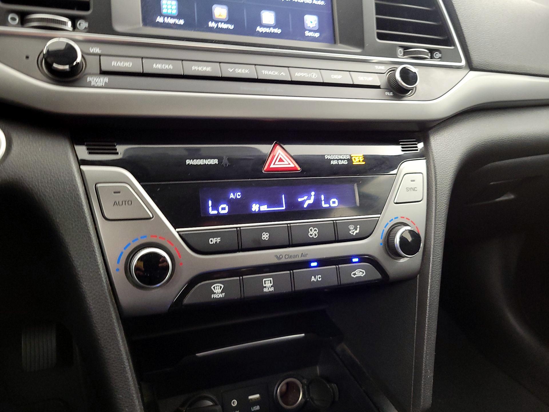 Thumbnail: 2017 Hyundai Elantra - 14