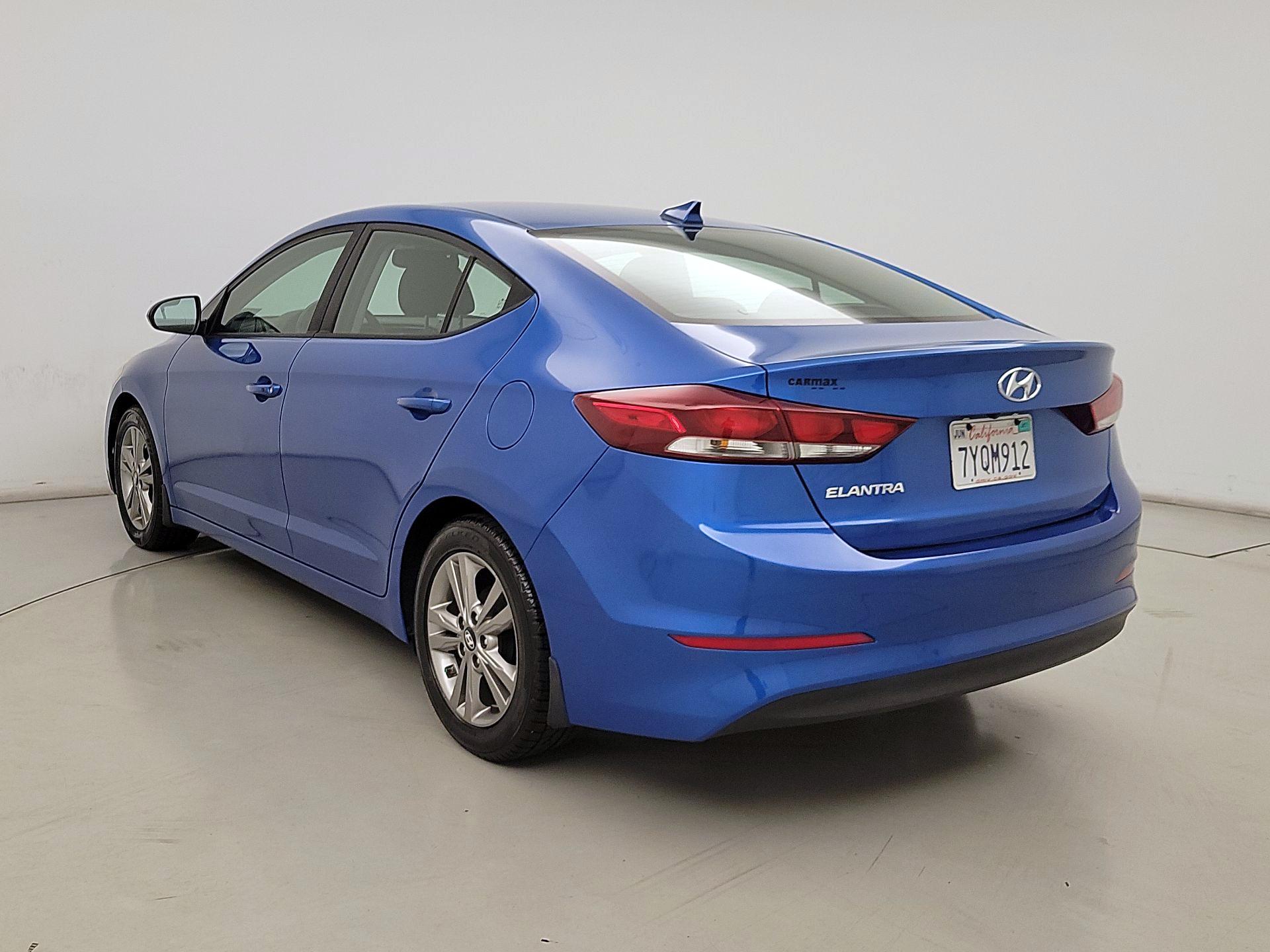 Thumbnail: 2017 Hyundai Elantra - 7