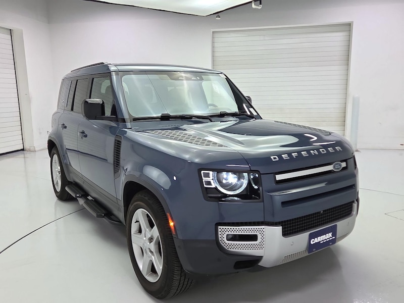 2021 Land Rover Defender 110 SE