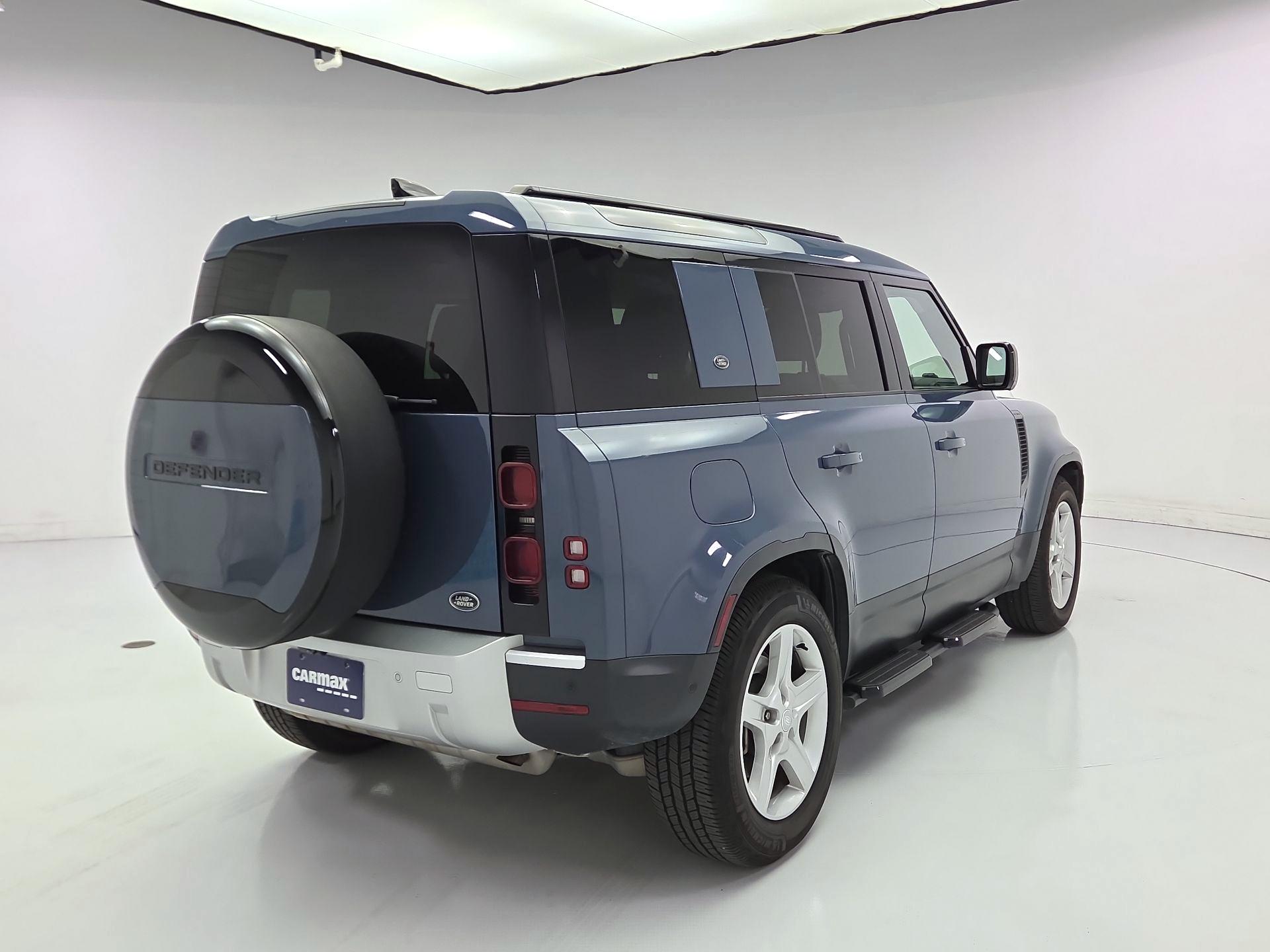 Thumbnail: 2021 Land Rover Defender - 5