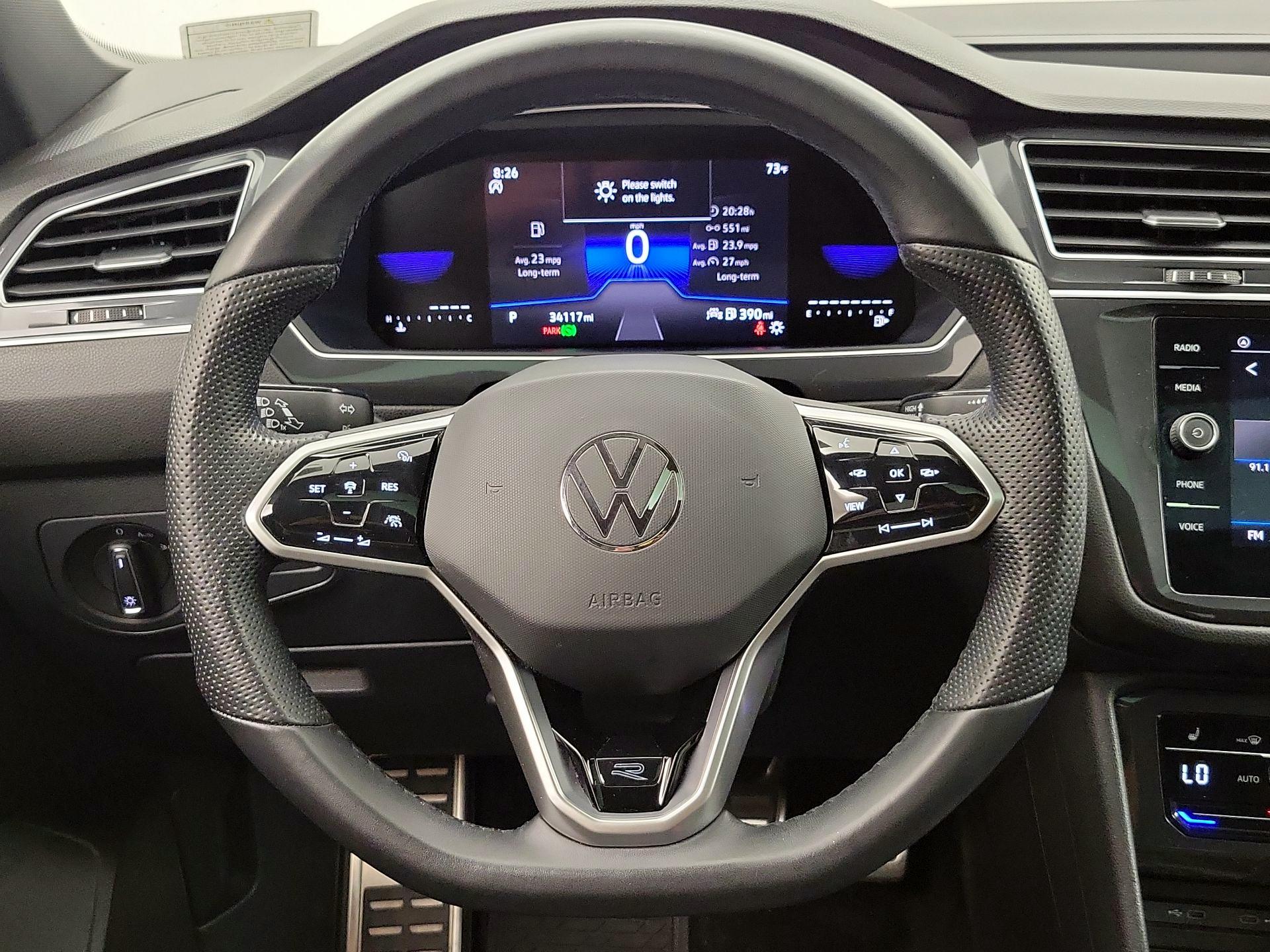 Thumbnail: 2023 Volkswagen Tiguan - 10