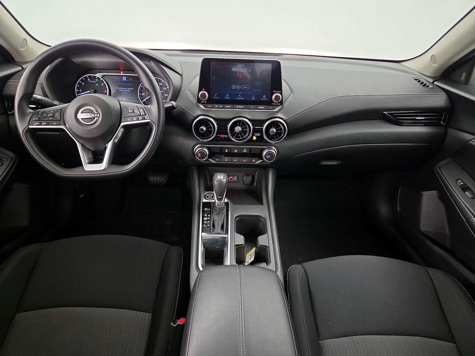 2025 Nissan Sentra SV - Photo 10