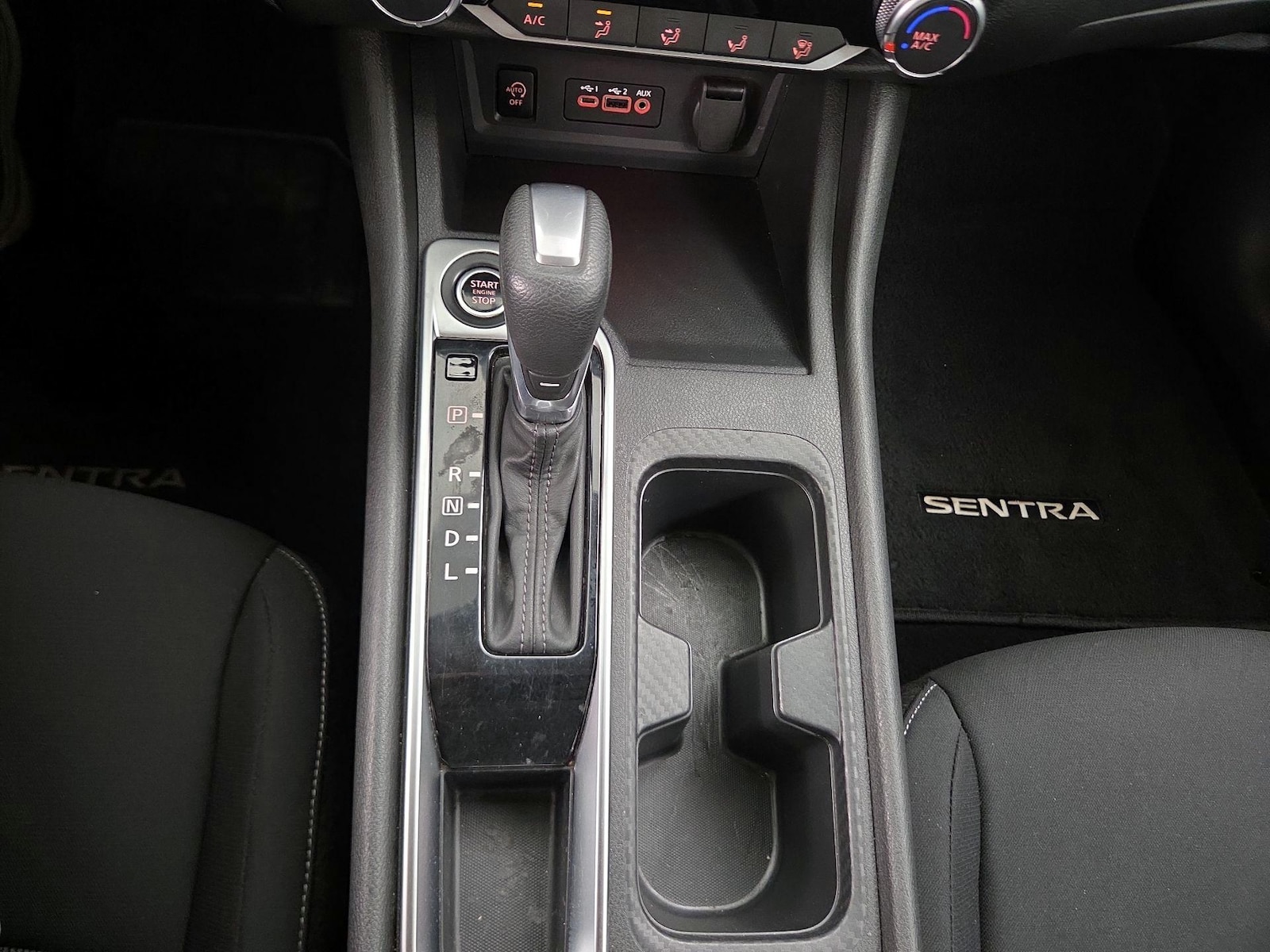 2025 Nissan Sentra SV - Photo 18