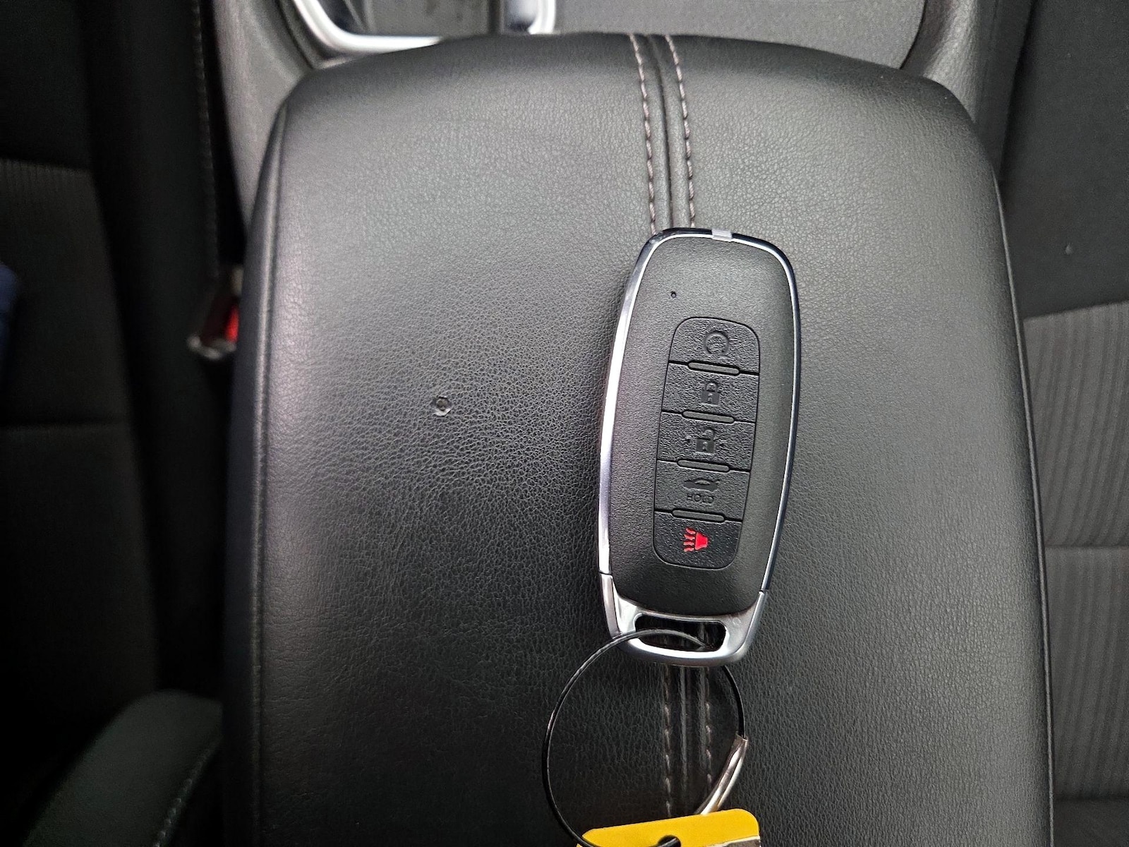 2025 Nissan Sentra SV - Photo 23