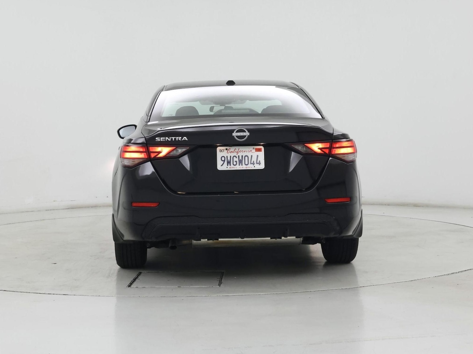 2025 Nissan Sentra SV - Photo 7