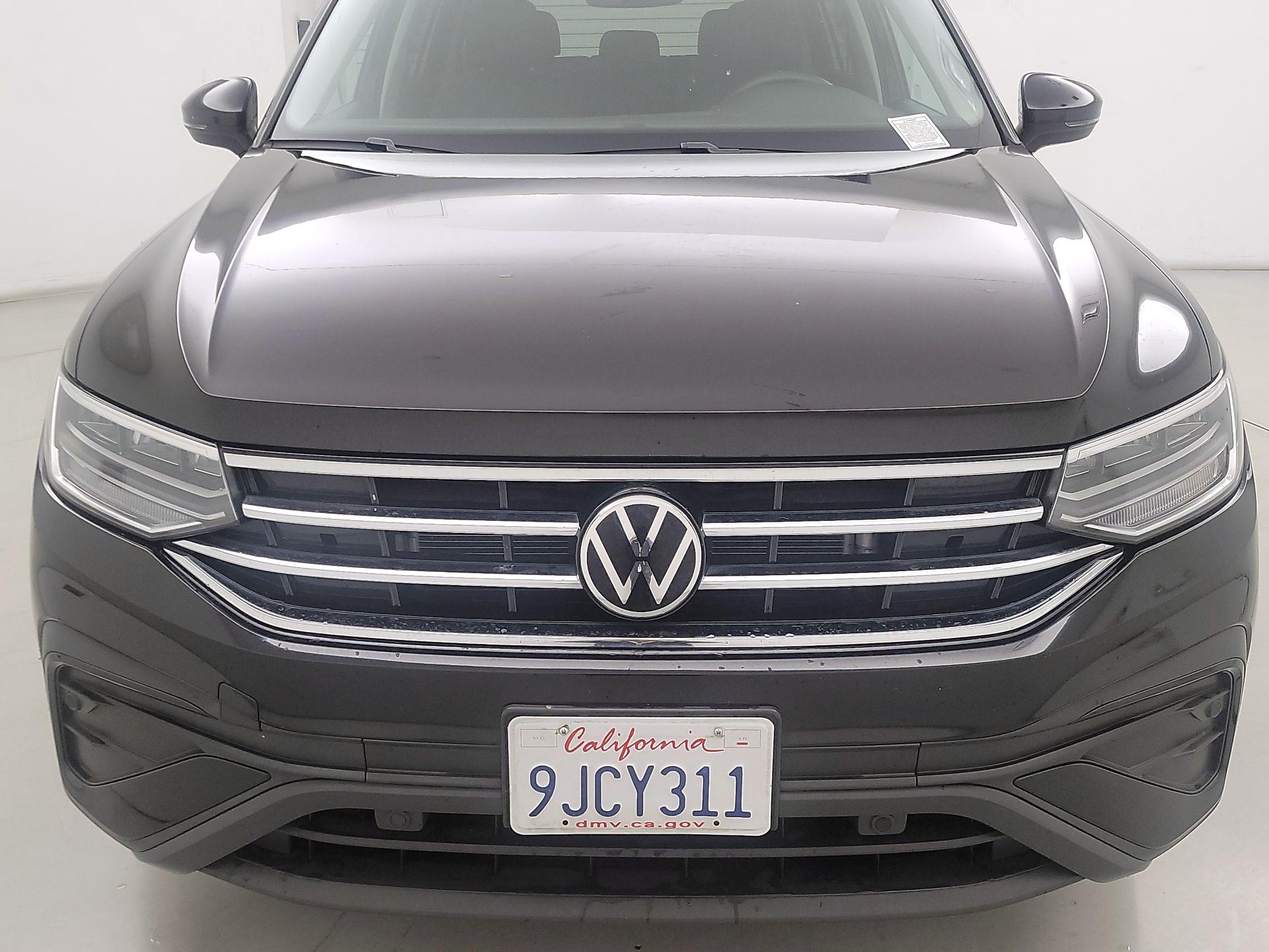 Thumbnail: 2023 Volkswagen Tiguan - 2