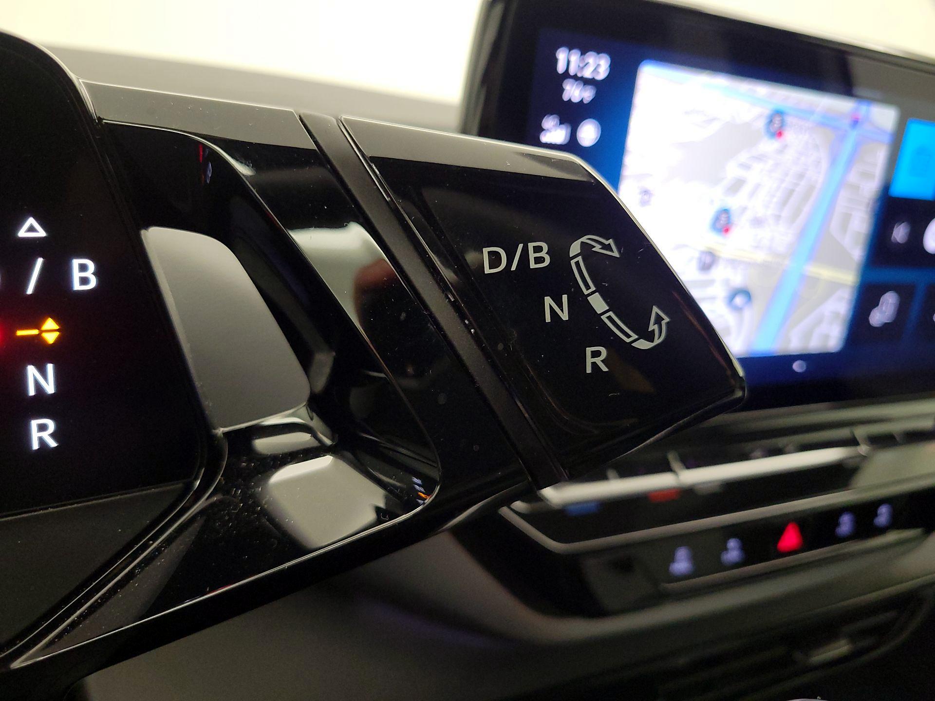Thumbnail: 2023 Volkswagen ID.4 - 16