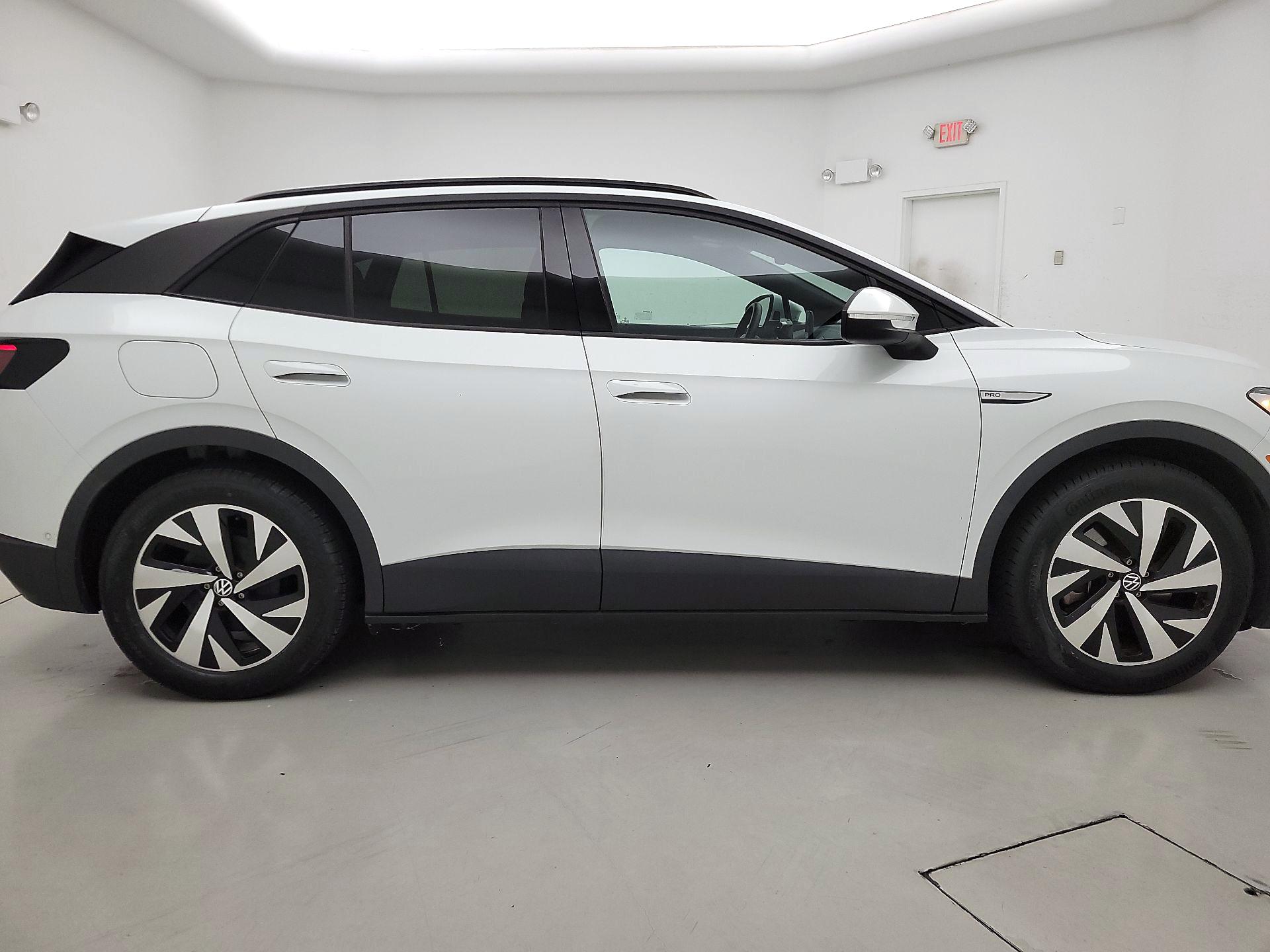 Thumbnail: 2023 Volkswagen ID.4 - 4