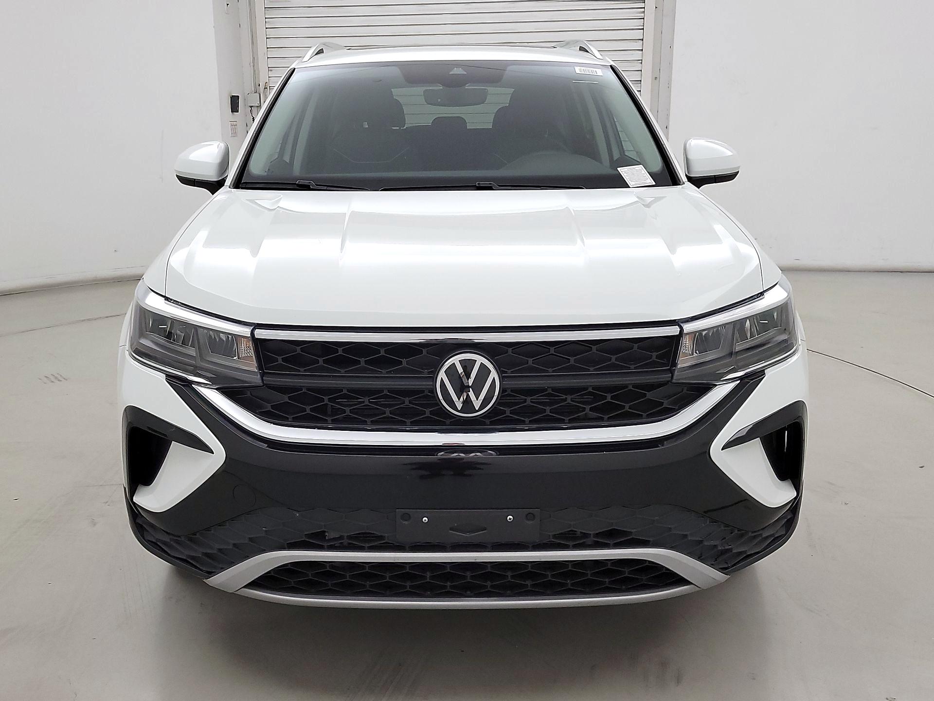 Thumbnail: 2023 Volkswagen Taos - 2