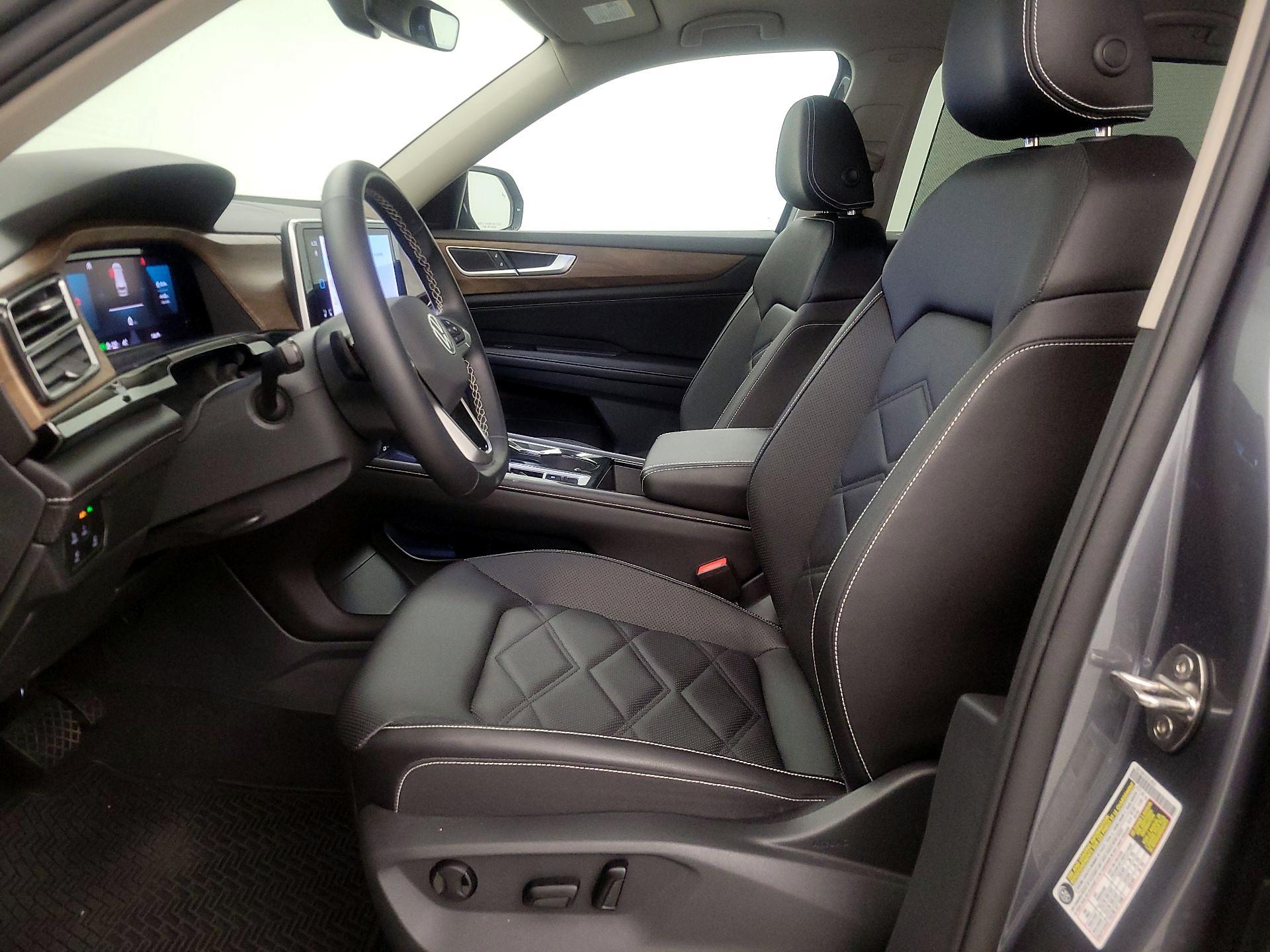 Thumbnail: 2024 Volkswagen Atlas - 9