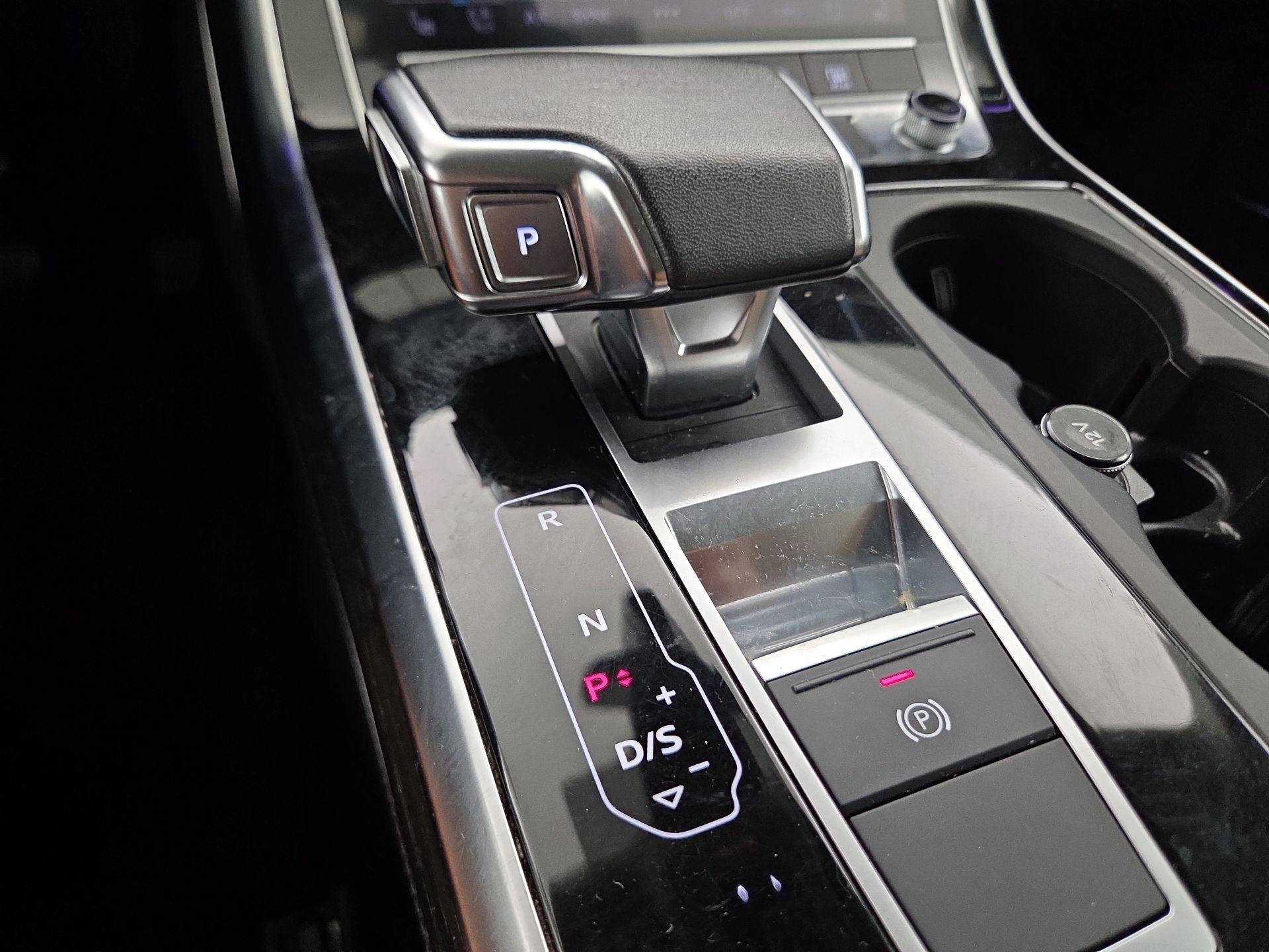 Thumbnail: 2023 Audi Q7 - 18