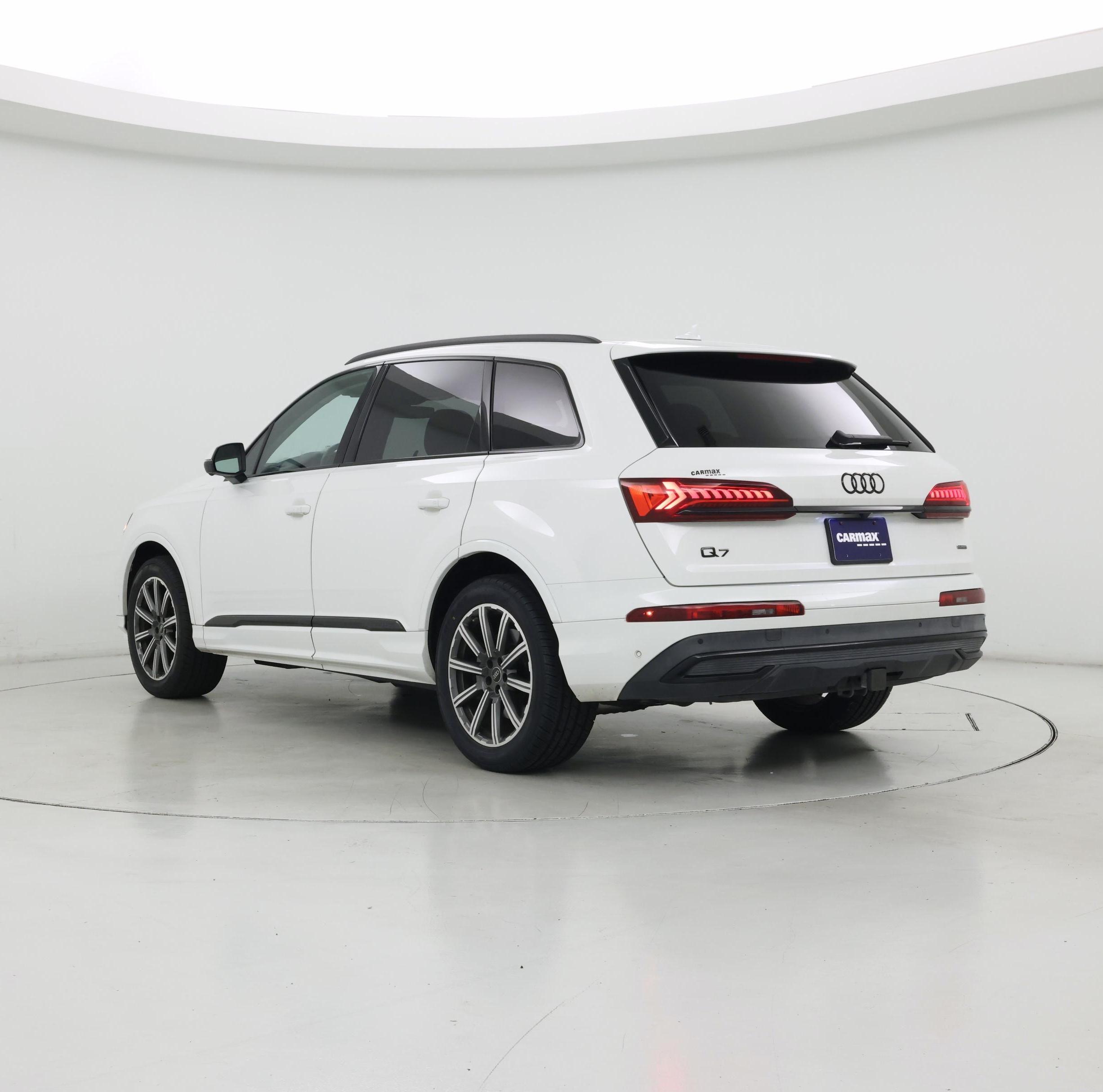 Thumbnail: 2023 Audi Q7 - 2