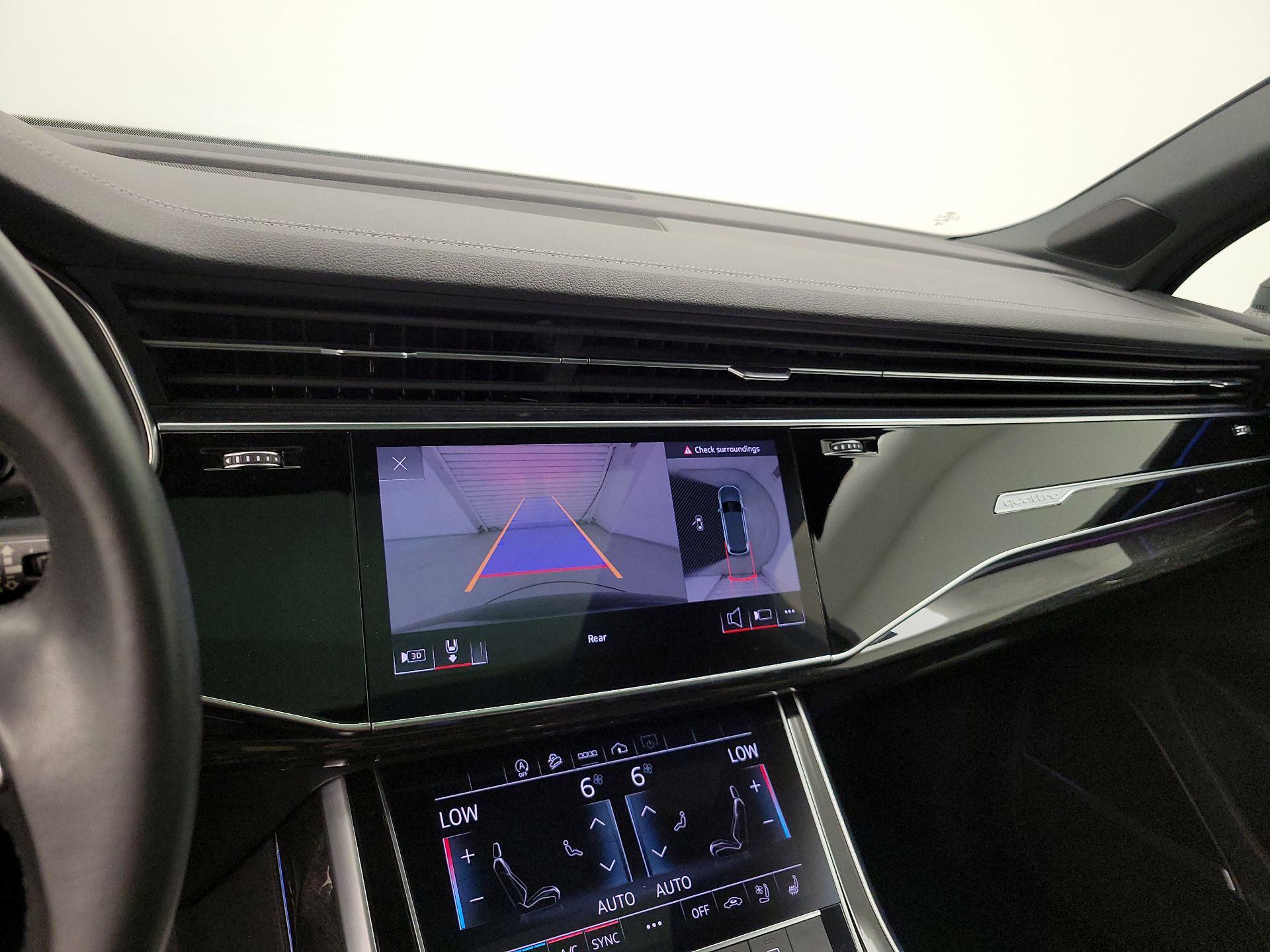 Thumbnail: 2023 Audi Q7 - 13
