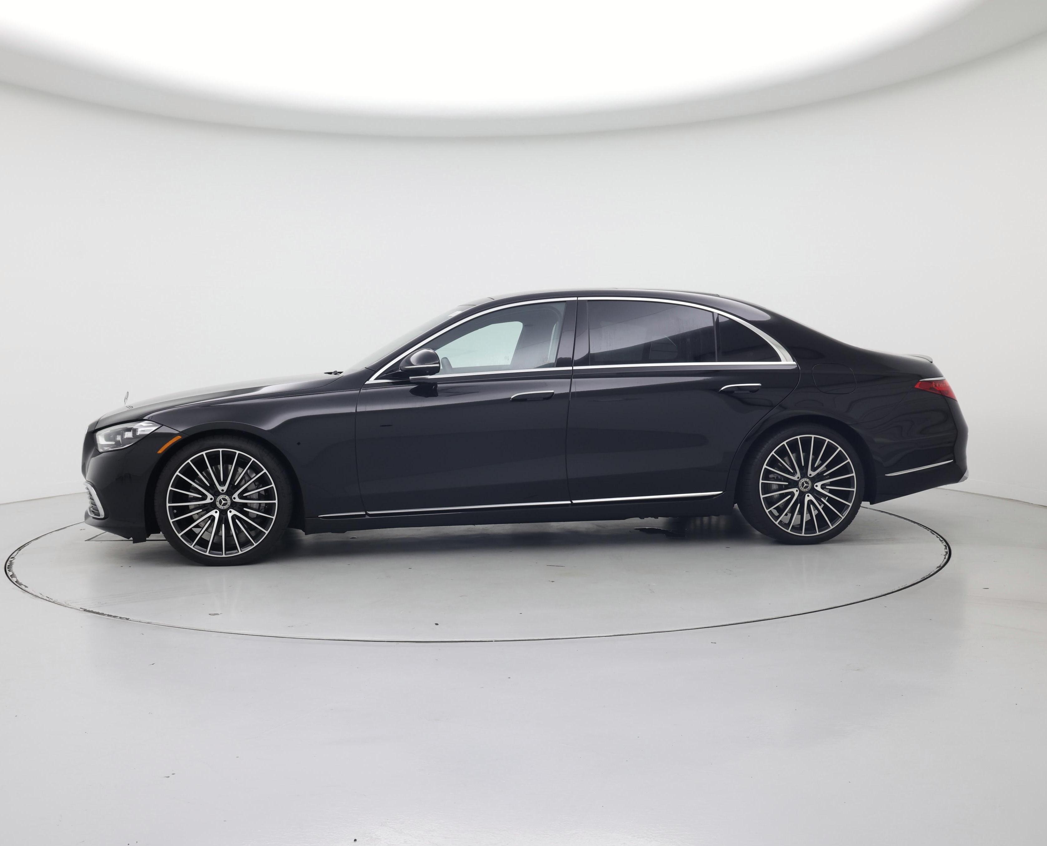 Thumbnail: 2025 Mercedes-Benz S-Class - 3