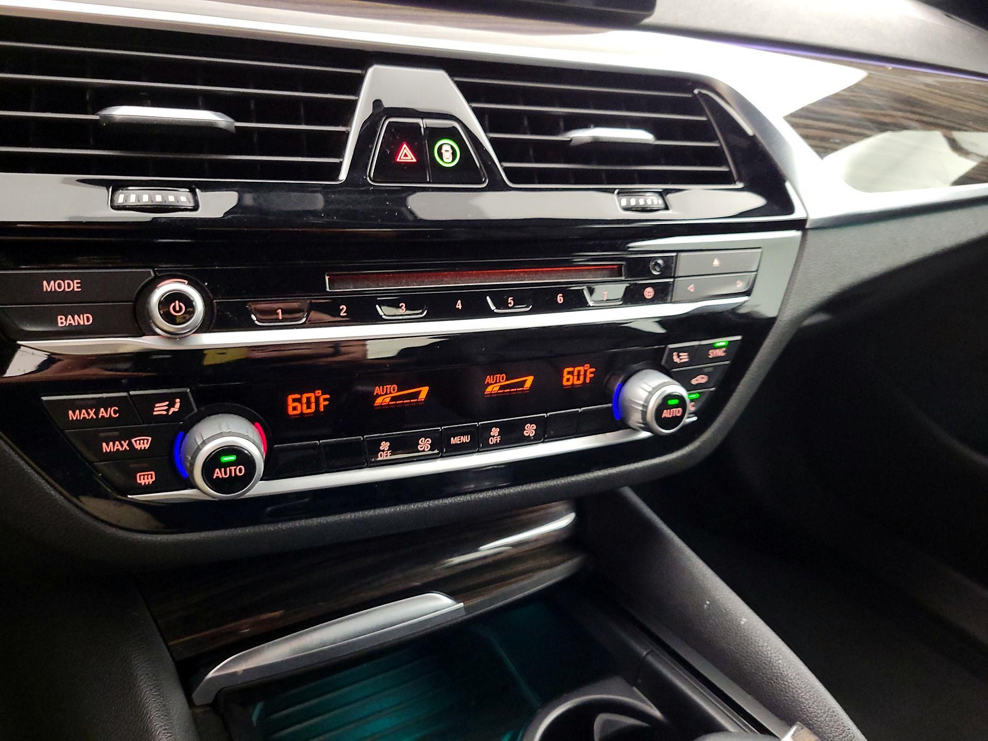 Thumbnail: 2019 BMW 5 Series - 17